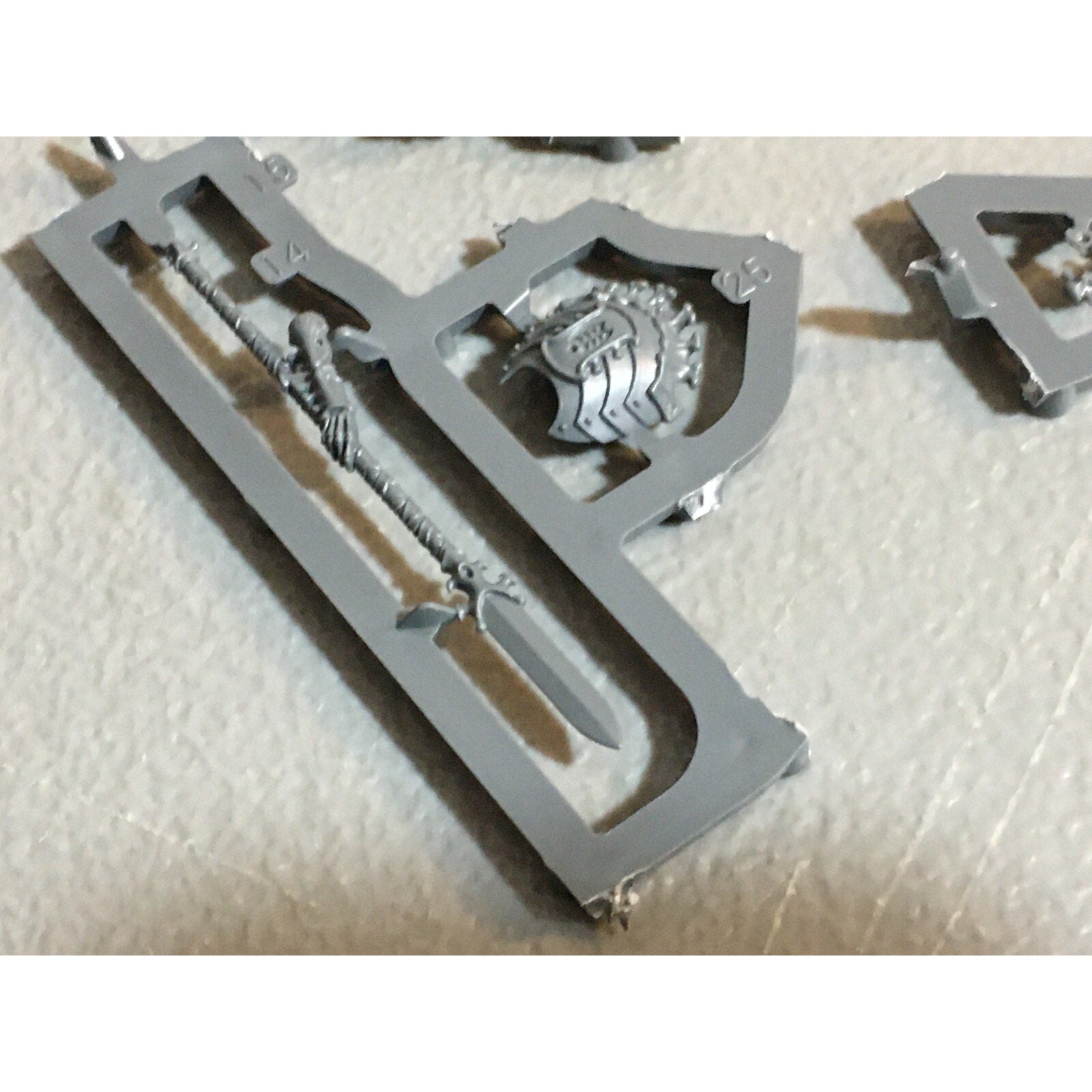 A23594 WARHAMMER AOS OSSIARCH BONEREAPERS BITS ON SPRUE LOT MORTEK GUARD GW