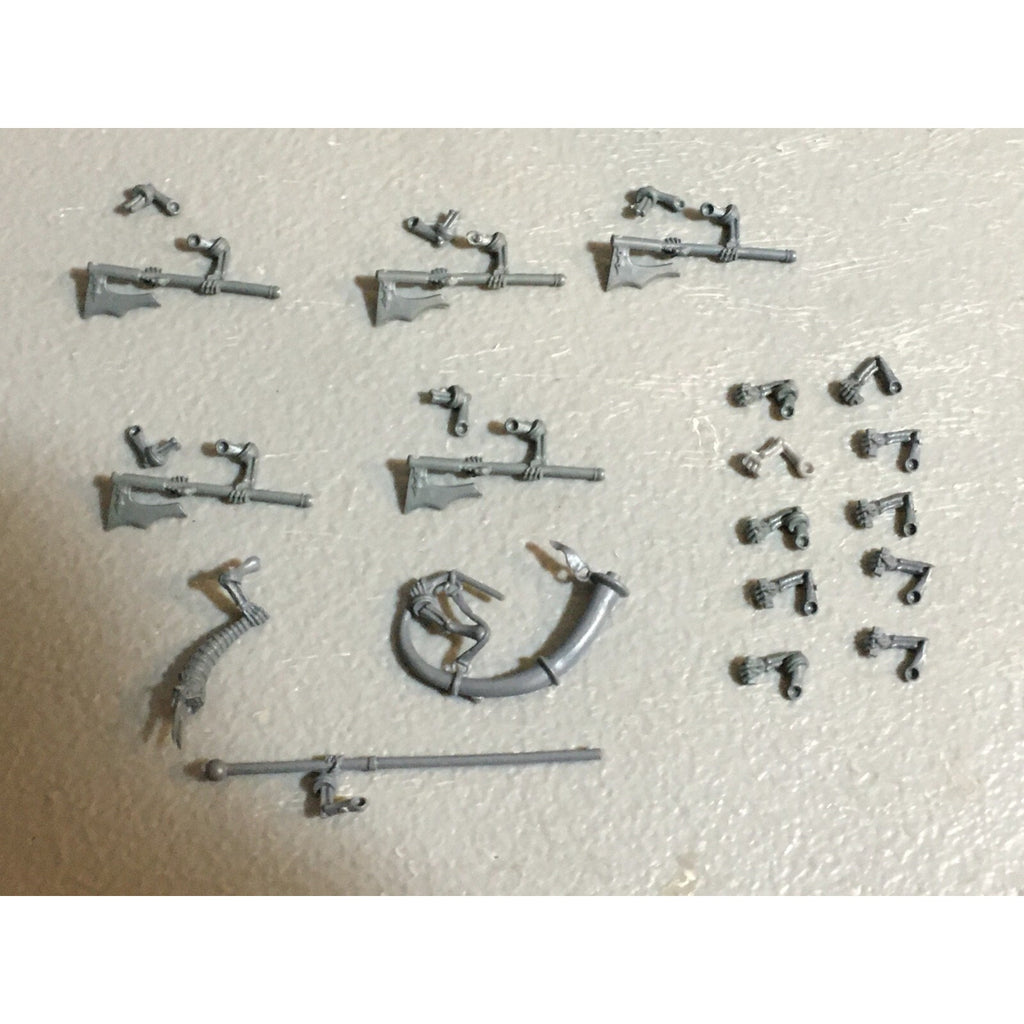A23422 WARHAMMER FANTASY VAMPIRE COUNTS UNDEAD BITS LOT SKELETON WIGHT MIXED GW