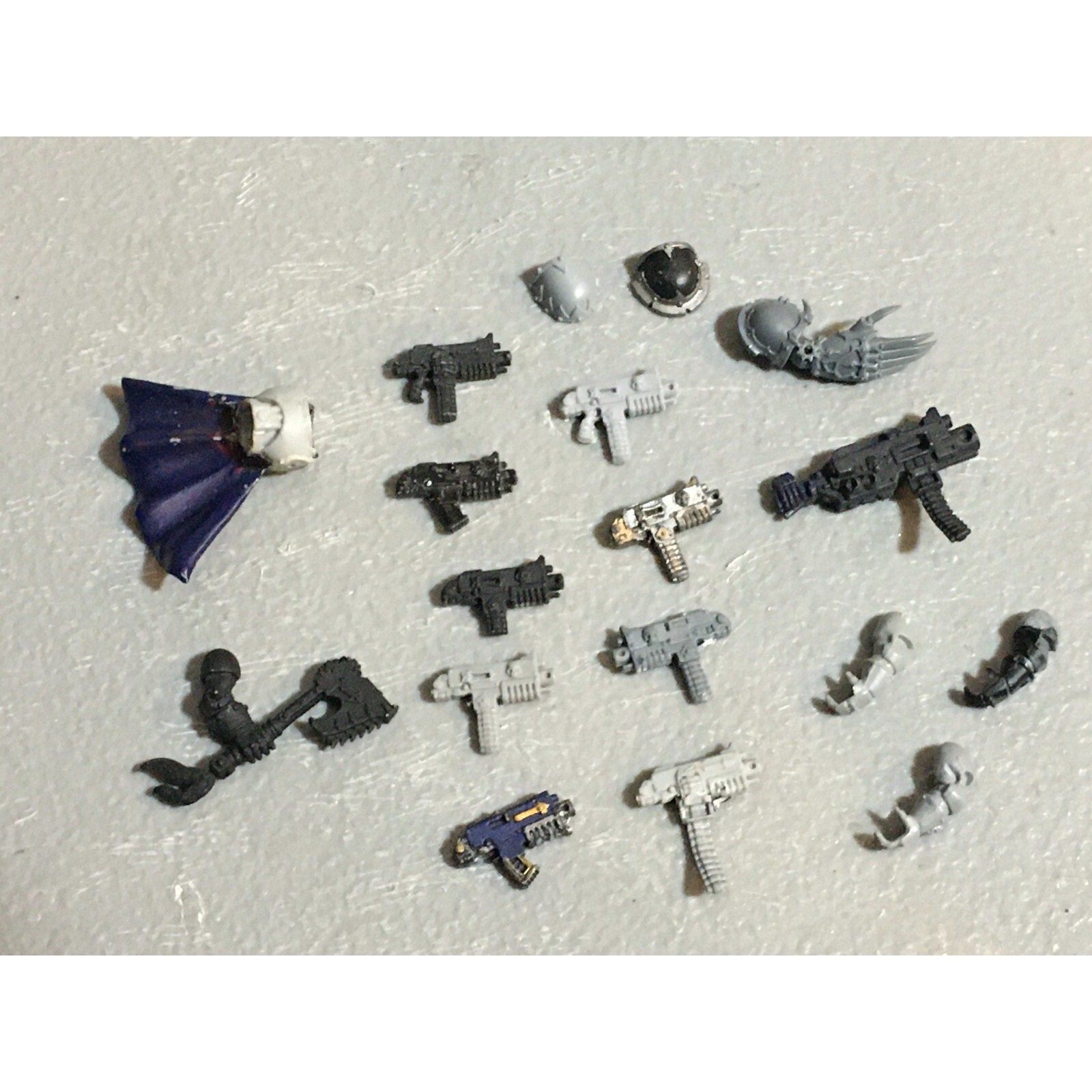 A23015 WARHAMMER 40K CHAOS SPACE MARINES SRMS BOLTERS GAMES WORKSHOP GW