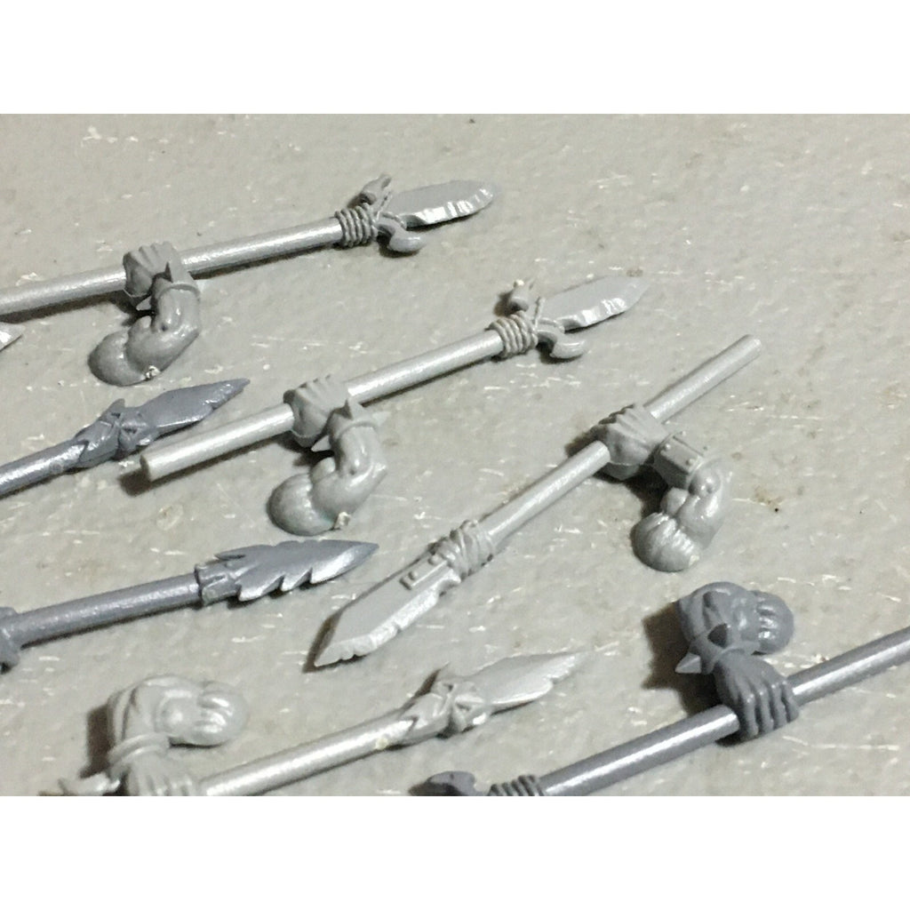 A22609 WARHAMMER FANTASY ORCS & GOBLINS BITS LOT ORC BOYZ SPEARS GAMES WORKSHOP