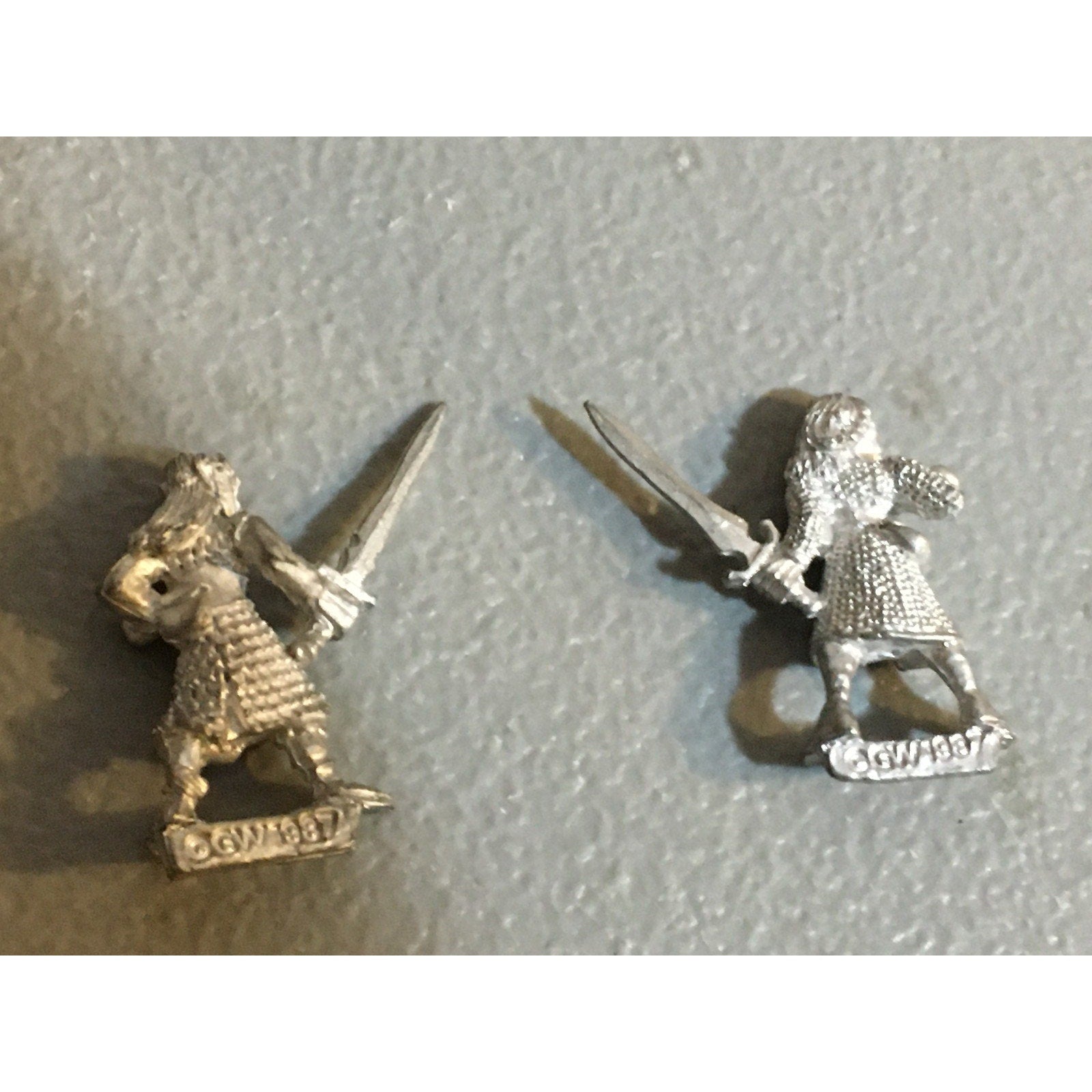 A33783 WARHAMMER CITADEL FANTASY WOOD ELVES METAL 1987 2 PK SWORD GW