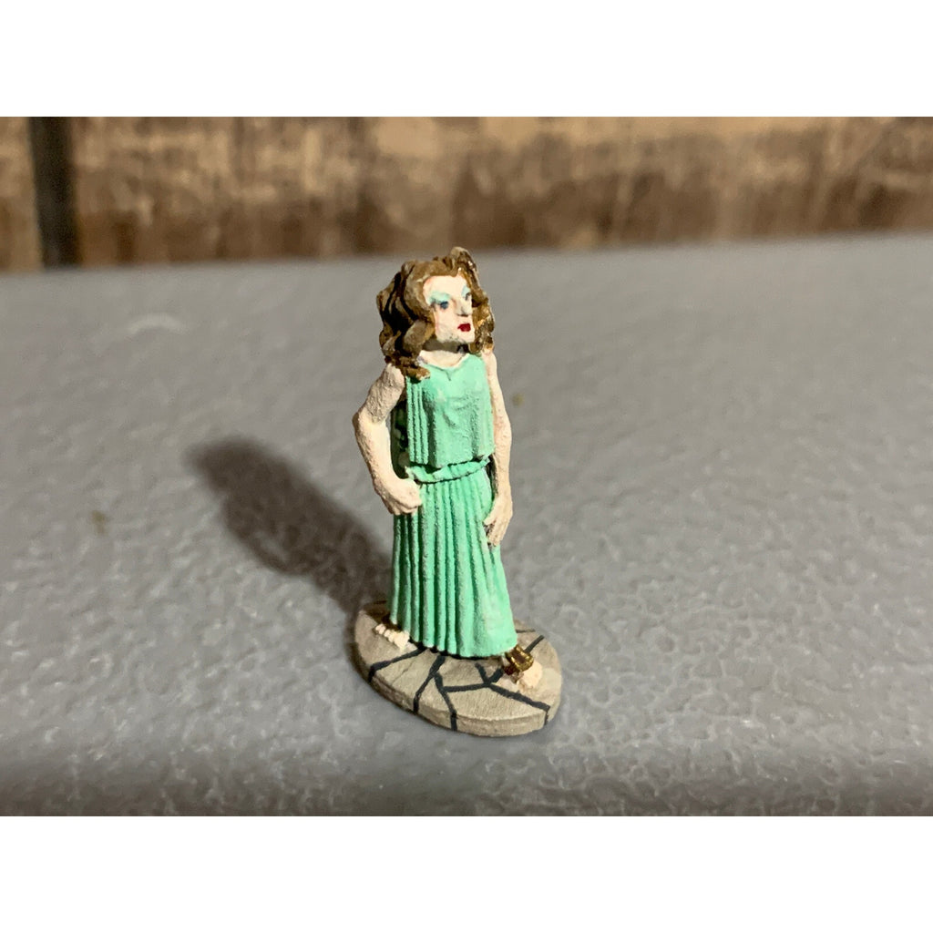 A10163 RAL PARTHA METAL RARE OOP PAINTED WOMAN CIVILIAN