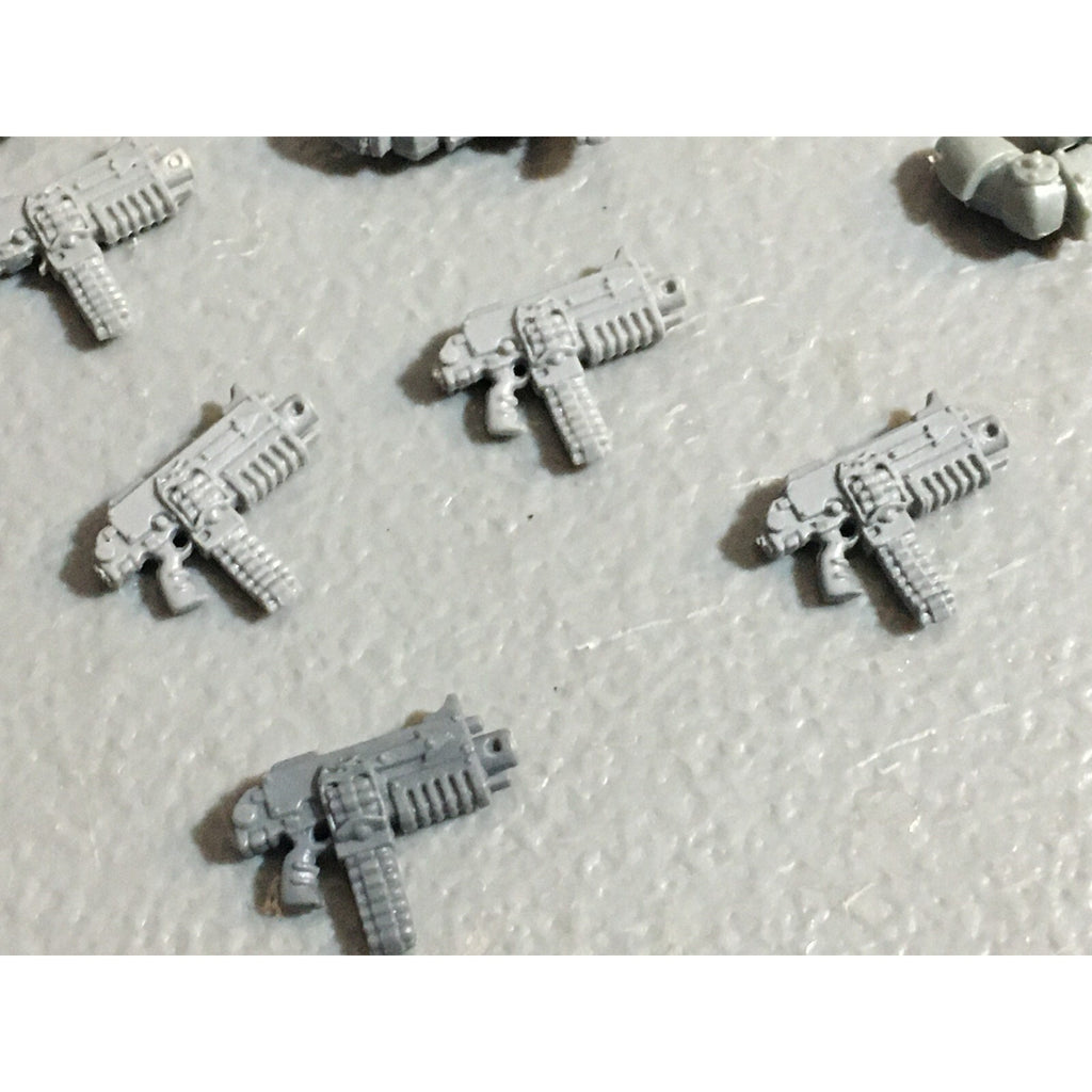 A22976 WARHAMMER 40K CHAOS SPACE MARINES BITS LOT ARMS BOLTERS GAMES WORKSHOP GW