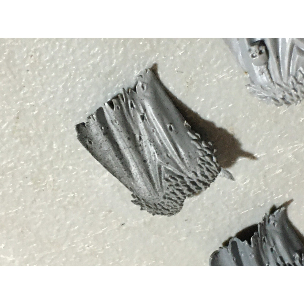 A22233 WARHAMMER FANTASY CHAOS MORTALS BITS LOT TORSO BACKS COMM GAMES WORKSHOP