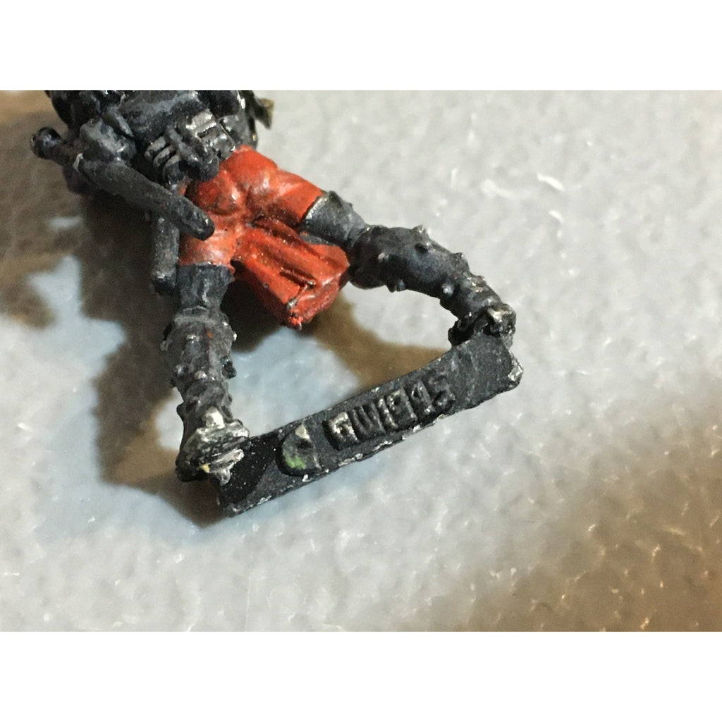 A24778 WARHAMMER 40K NECROMUNDA ESCHER METAL HEAVY MISS GUN