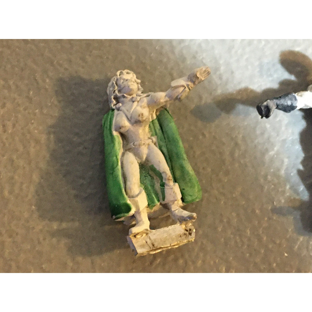 A32083 UNKNOWN METAL SUPERHERO 2 PK MALE FEMALE TABLE TOP WAR GAMES RPG