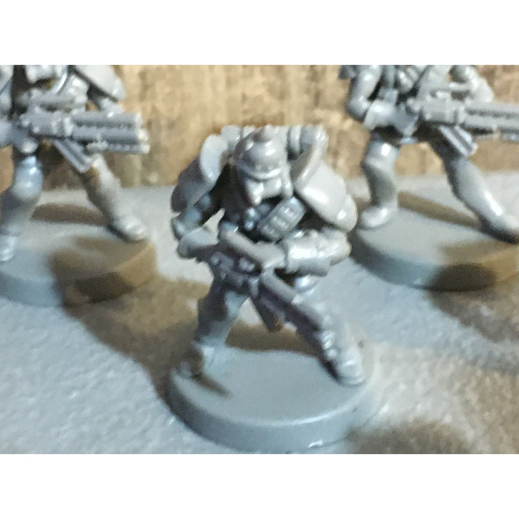 A30061 UNKNOWN TABLE TOP SCI-FI POWER ARMOR SOLDIERS 10 PK WAR GAMES