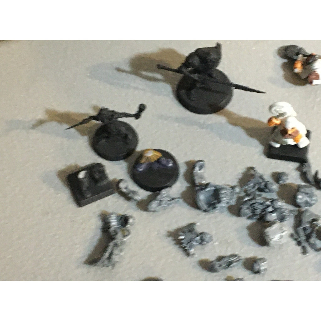 A31481 WARHAMMER FANTASY AOS MIXED INCOMPLETE & BITS LOT ORRUK DWARF CHAOS GW