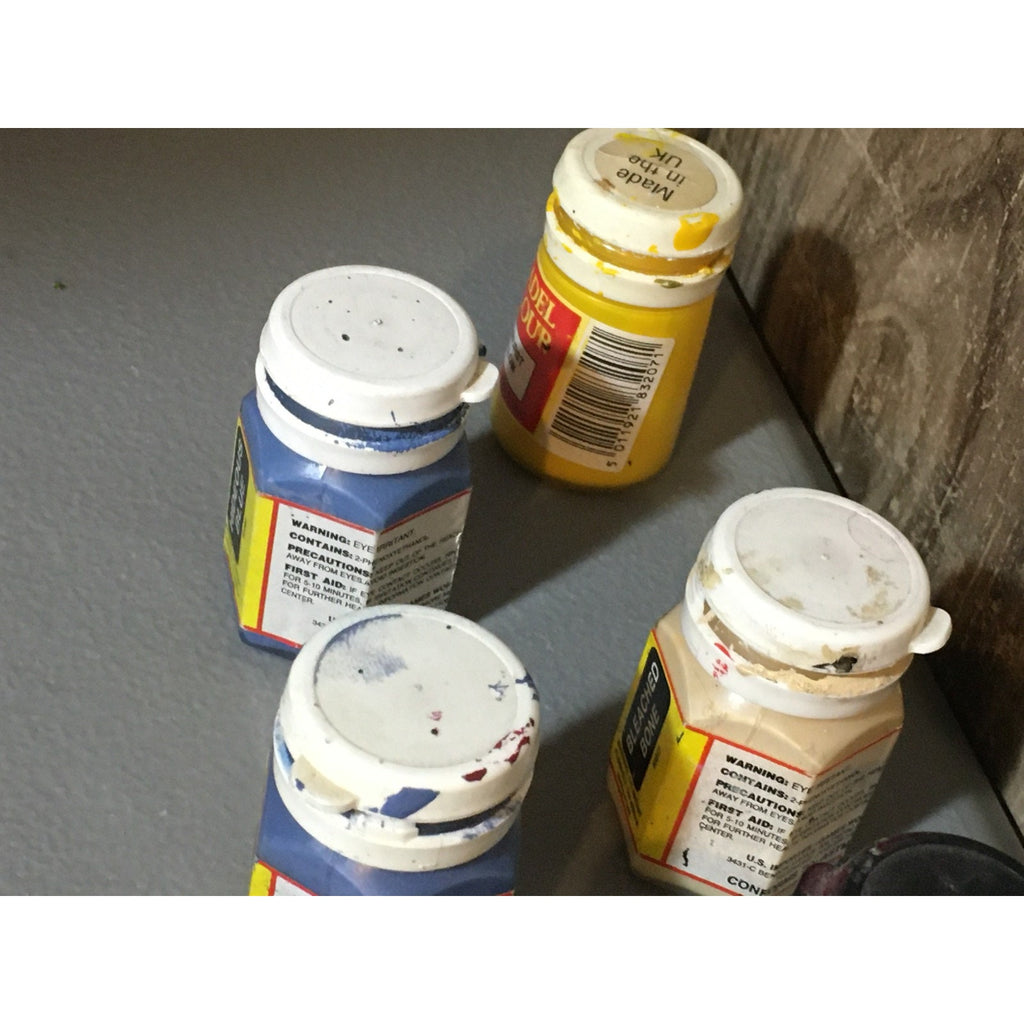 A33432 CITADEL COLOURS USED PAINT POTS 6 PK NO GOOD DRIED OOP GAMES WORKSHOP