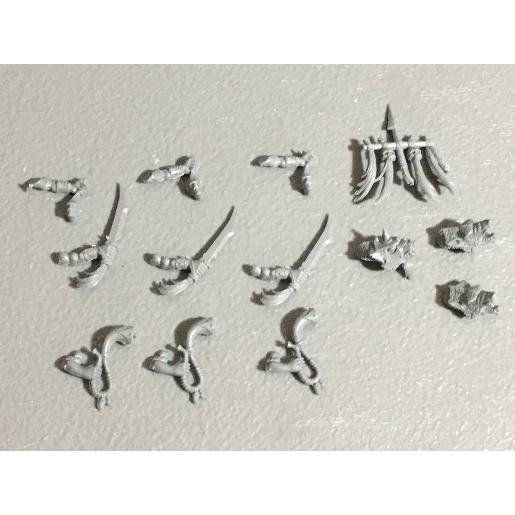 A22629 WARHAMMER FANTASY ORCS & GOBLINS BITS LOT GOBLIN WOLF RIDER ARMS GW