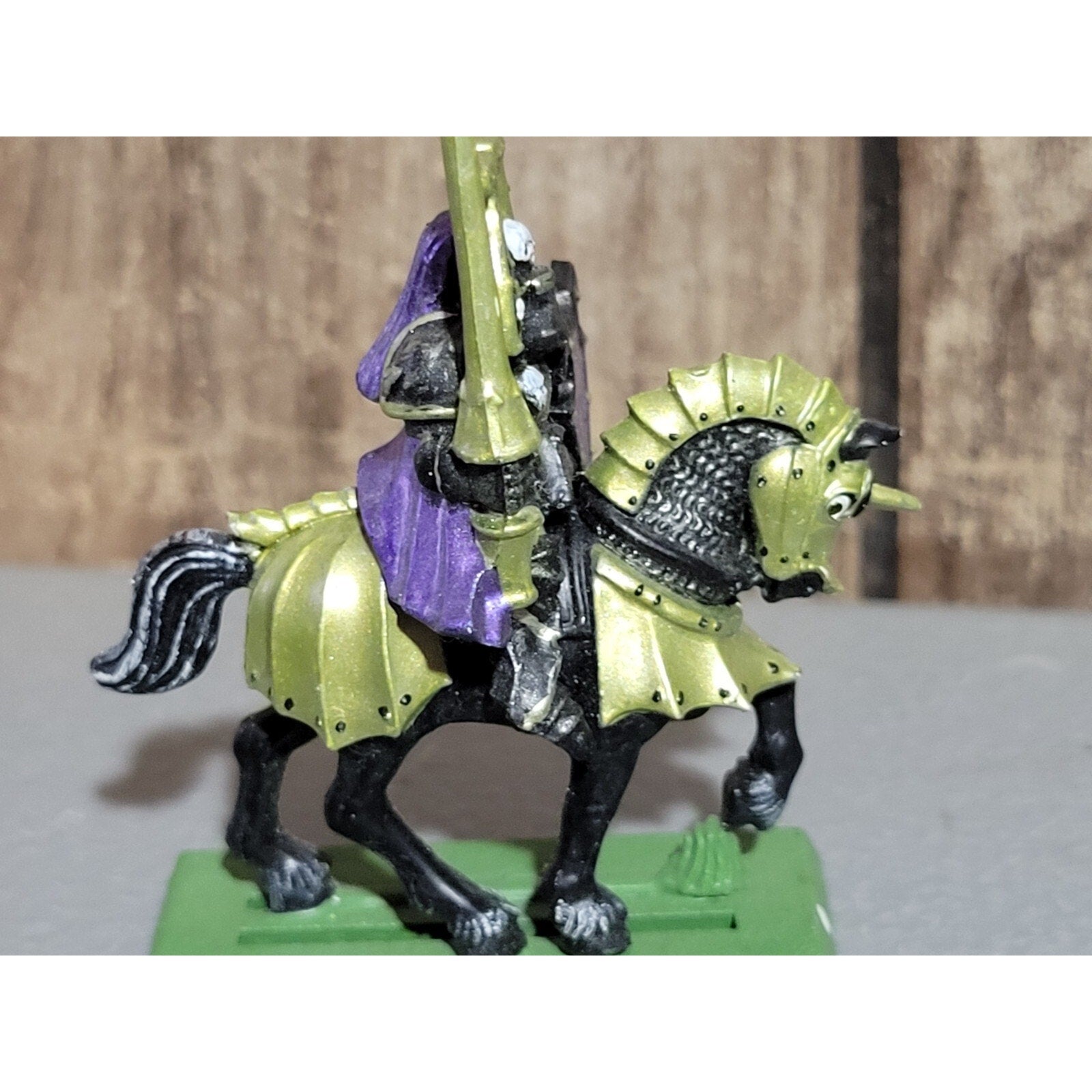 A19000 WARHAMMER FANTASY CHAOS MORTALS CLASSIC KNIGHT PLASTIC