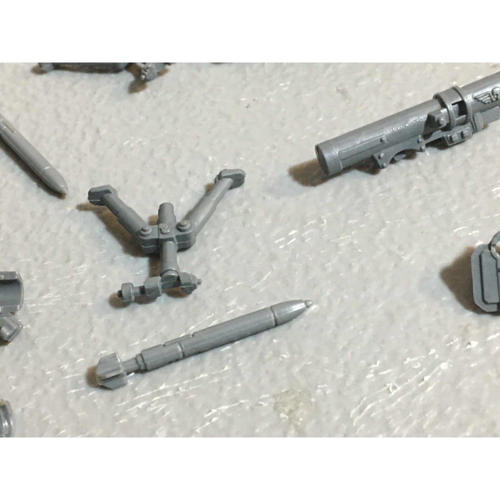 A17817 WARHAMMER 40K ASTRA IG GUARD HEAVY WEAPONS OPTS MISSILE MORTAR BITS LOT