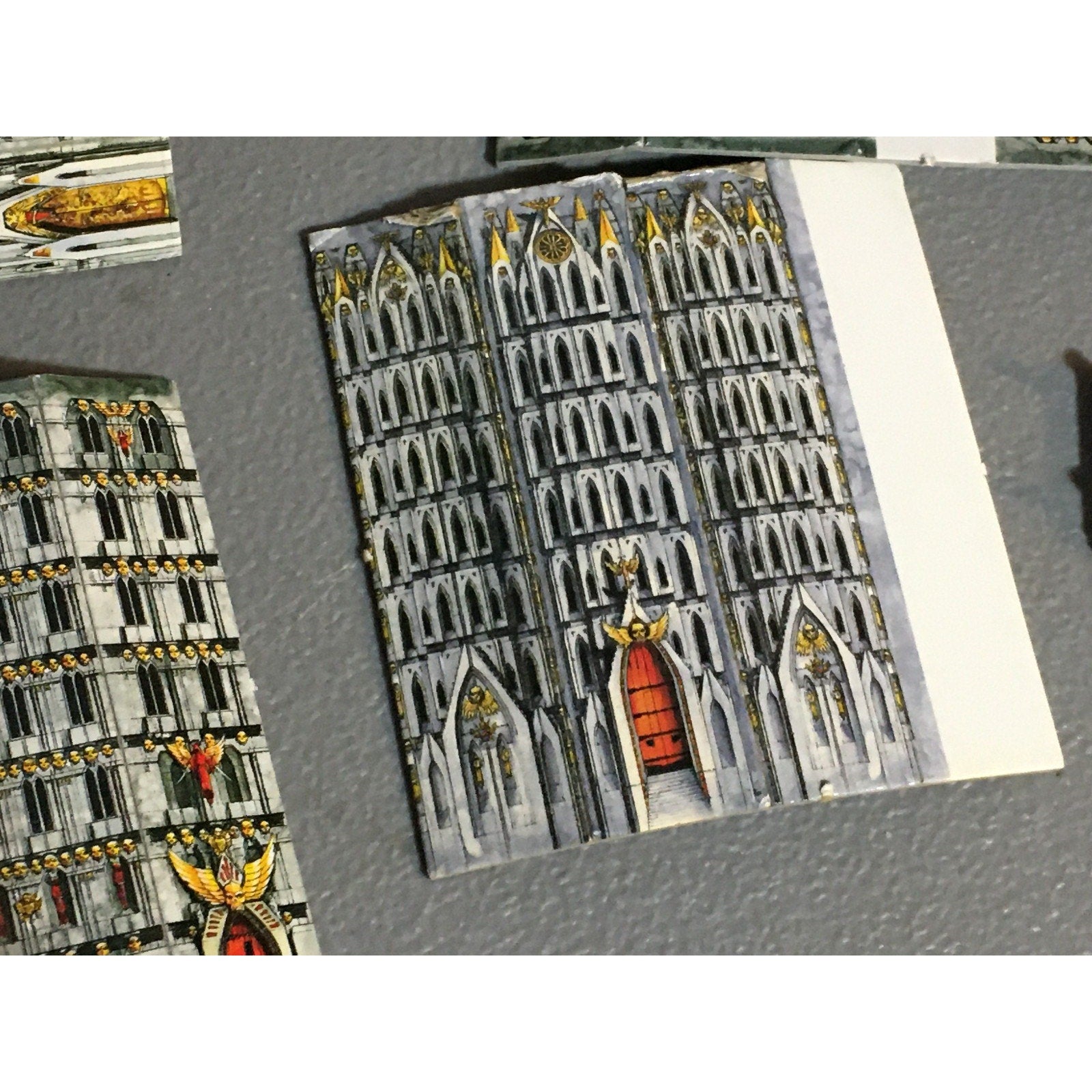 A31678 WARHAMMER EPIC 40K TERRAIN BUILDINGS PLASTIC & CARDSTOCK 4 PK