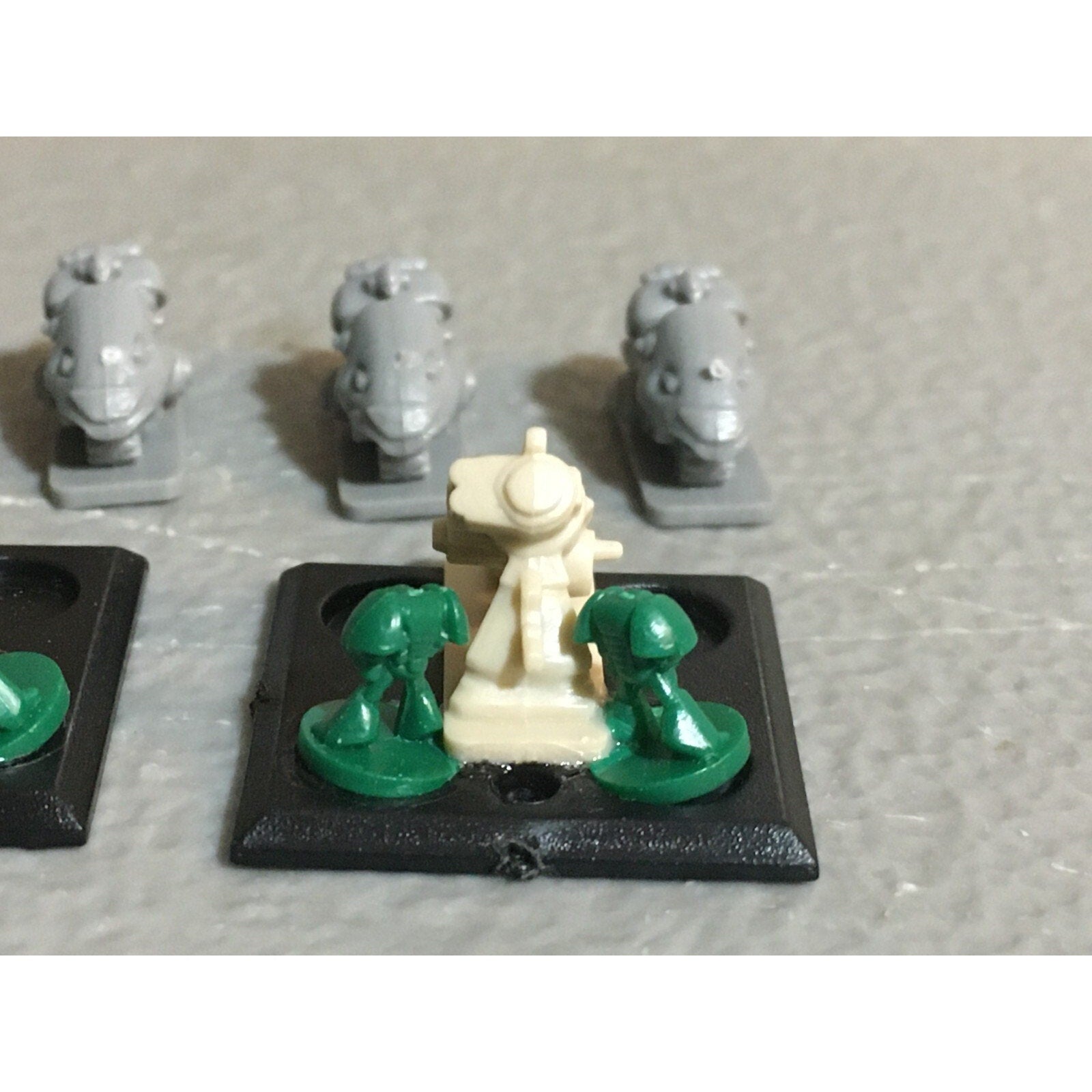 A16248 EPIC WARHAMMER 40K SPACE MARINES MOLE MORTARS 3PK + BIKES 6 PC GW