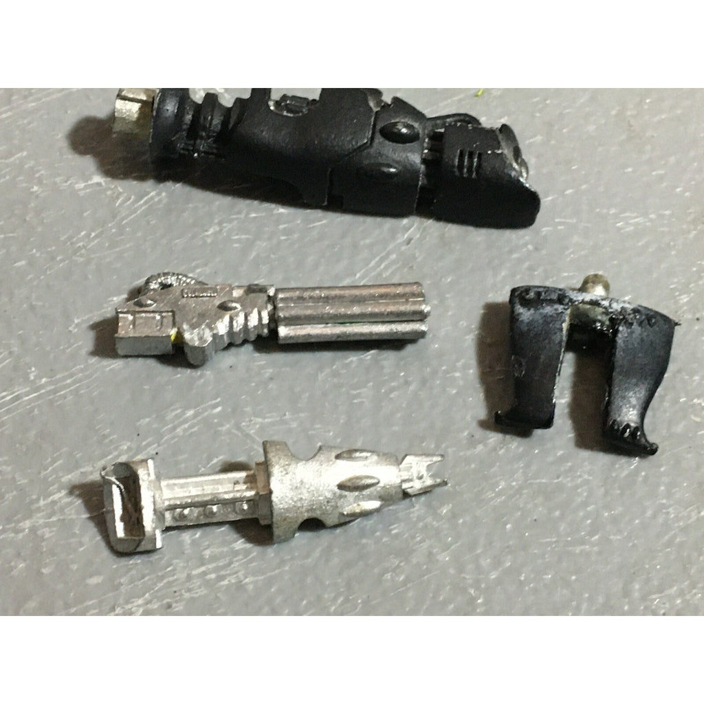 A22395 WARHAMMER 40K ELDAR CRAFTWORLDS METAL BITS LOT WEAPONS GAMES WORKSHOP GW