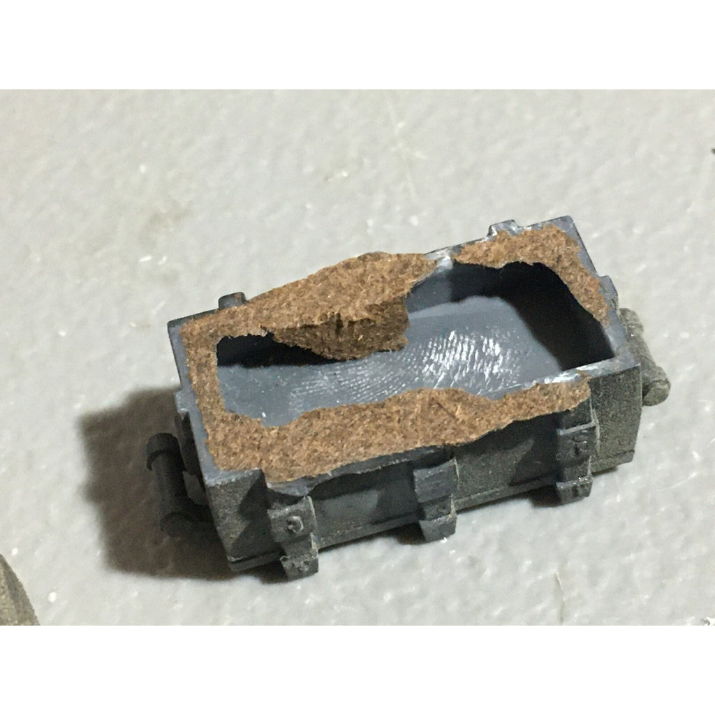 A22419 WARHAMMER 40K BITS LOT CRATES OBJECTIVE MARKERS GAMES WORKSHOP GW