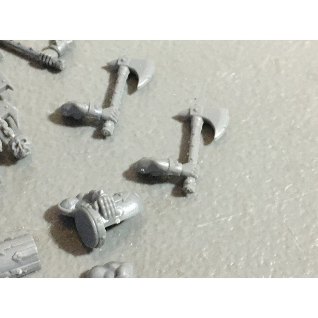 A22183 WARHAMMER FANTASY CHAOS MORTALS BITS LOT MIXED MARAUDER COMMAND & ARMS GW