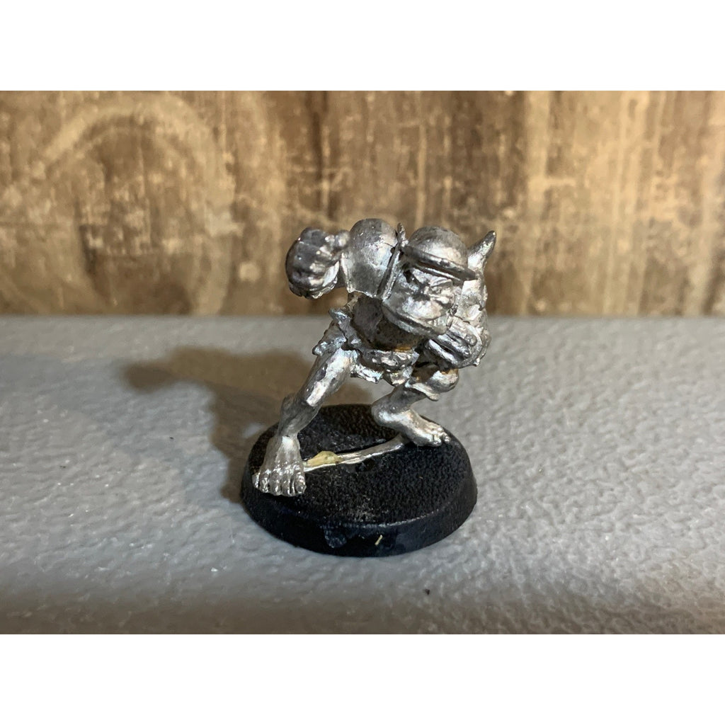 A30186 WARHAMMER BLOOD BOWL OOP ORKS ORC METAL CATCHER