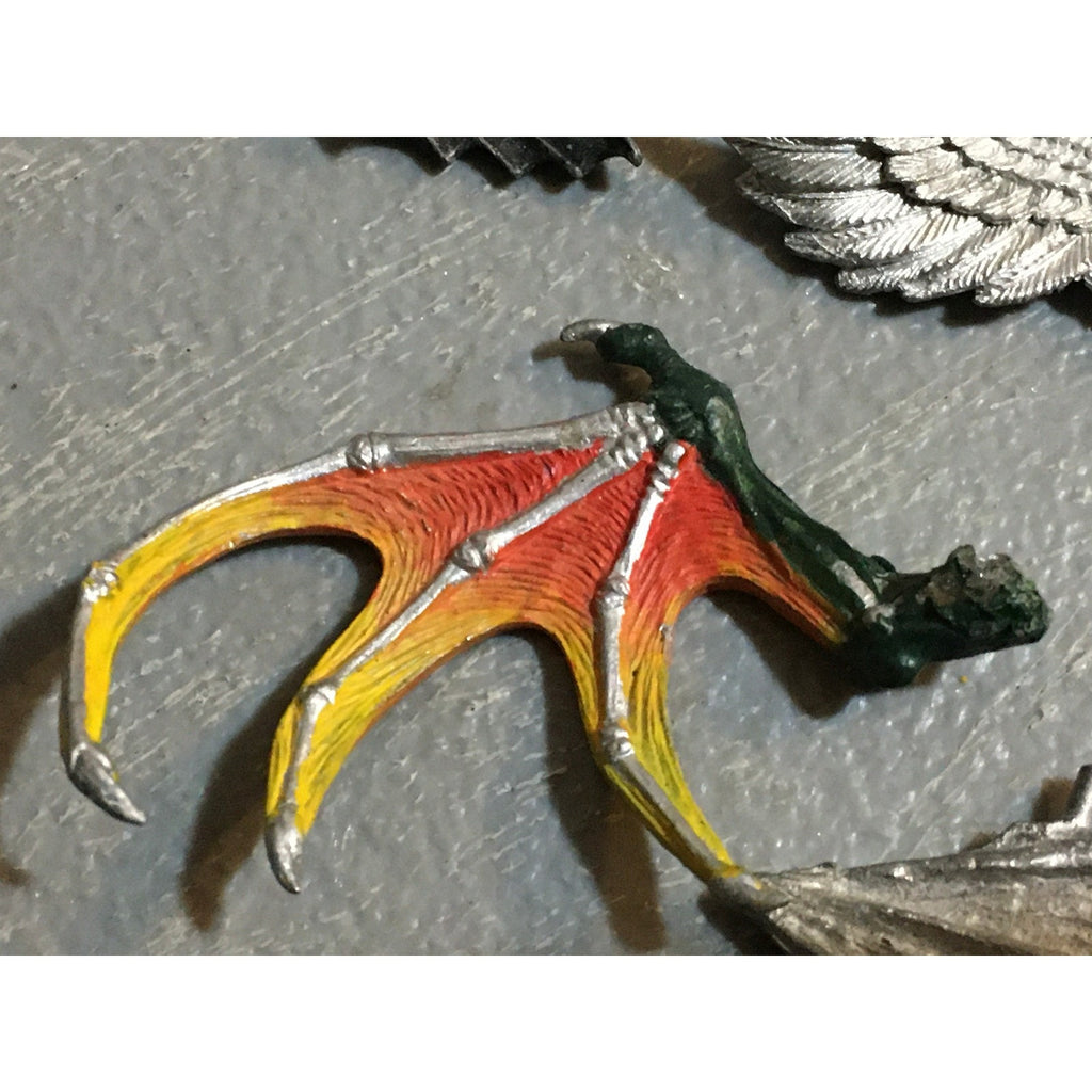 A32497 UNKNOWN METAL MINIATURES BITS LOT FANTASY WINGS DRAGON DEMON ANGEL