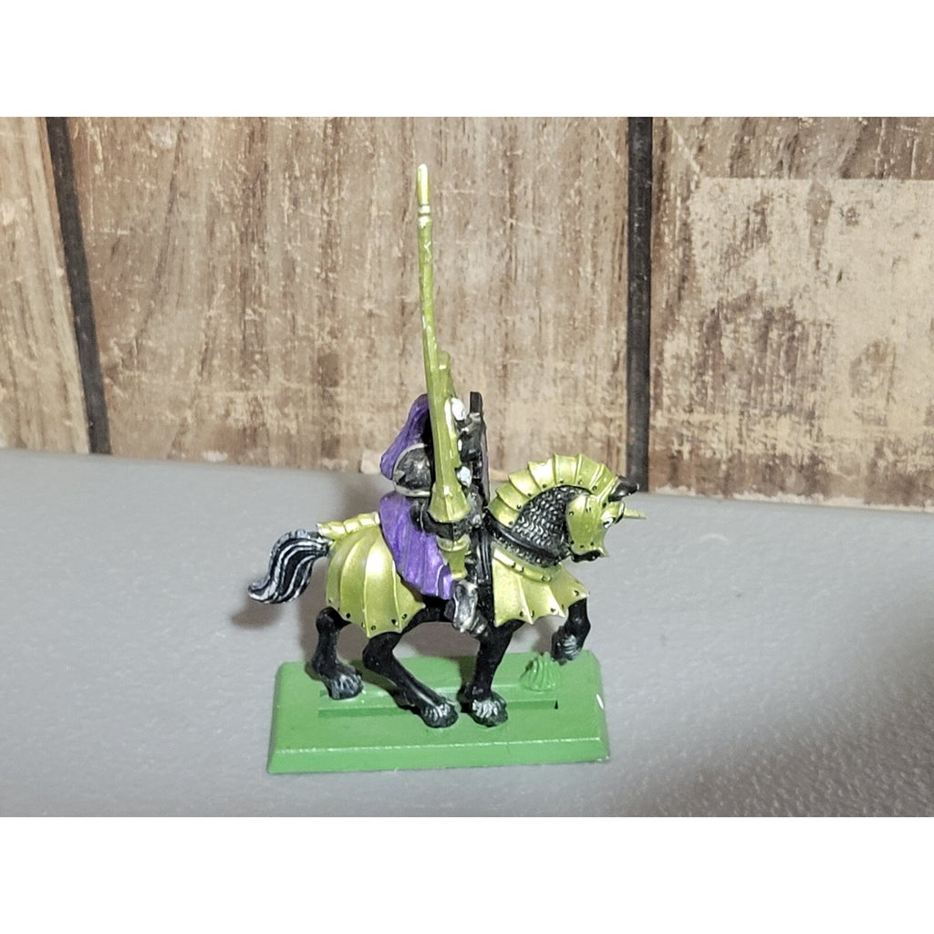 A19000 WARHAMMER FANTASY CHAOS MORTALS CLASSIC KNIGHT PLASTIC