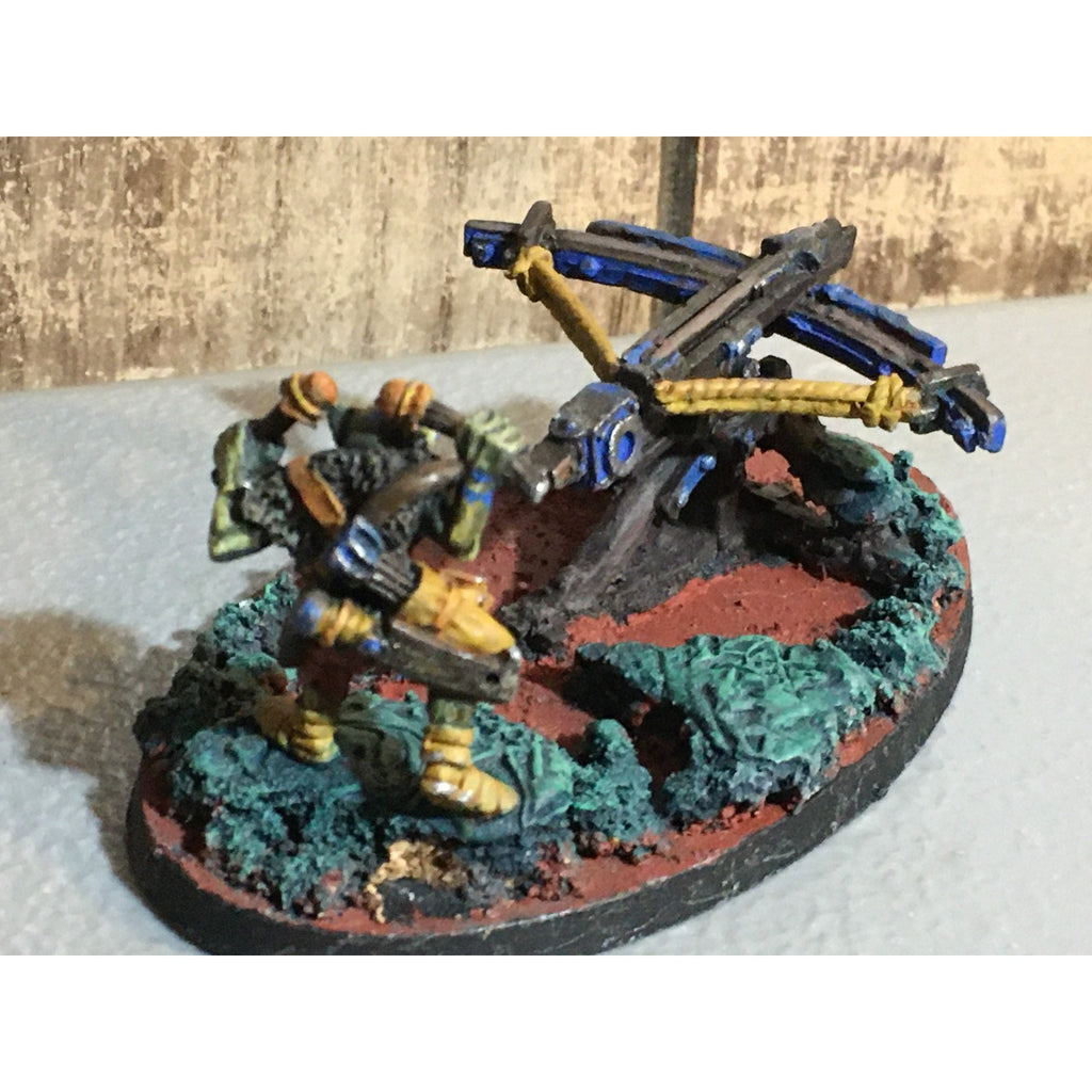 A32475 WARHAMMER FANTASY METAL ORCS GOBLINS SPEAR CHUKKA PAINT BASE