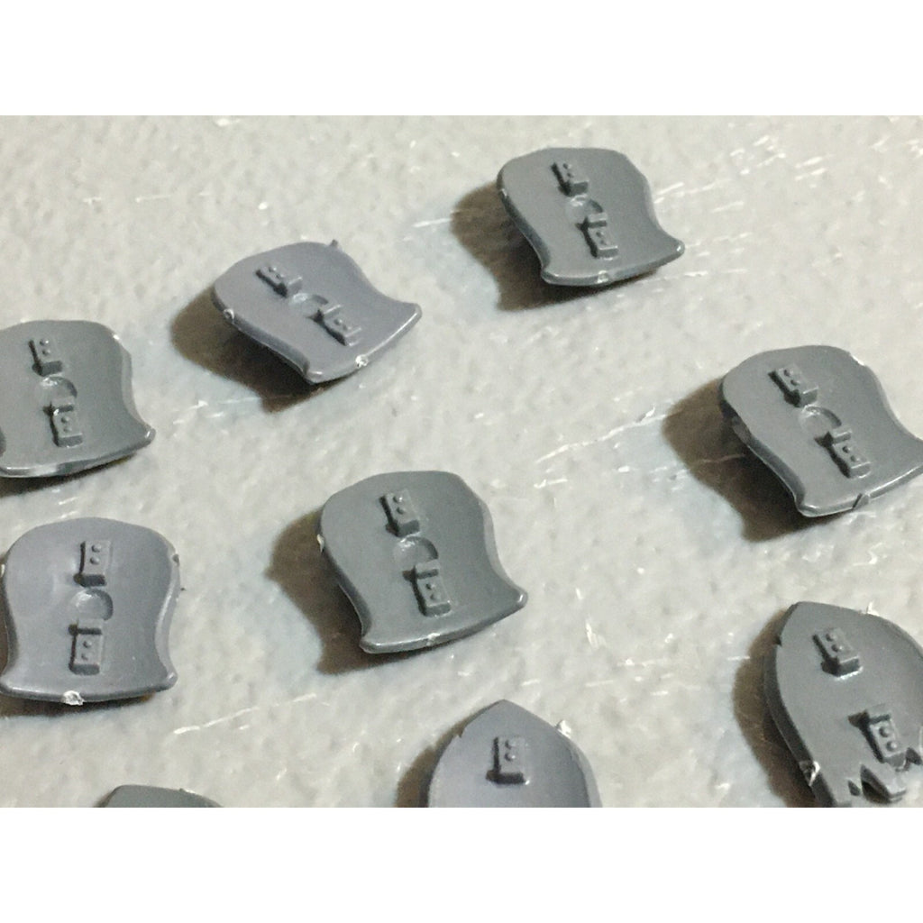 A23407 WARHAMMER FANTASY VAMPIRE COUNTS UNDEAD BITS LOT SHIELDS GAMES WORKSHOP