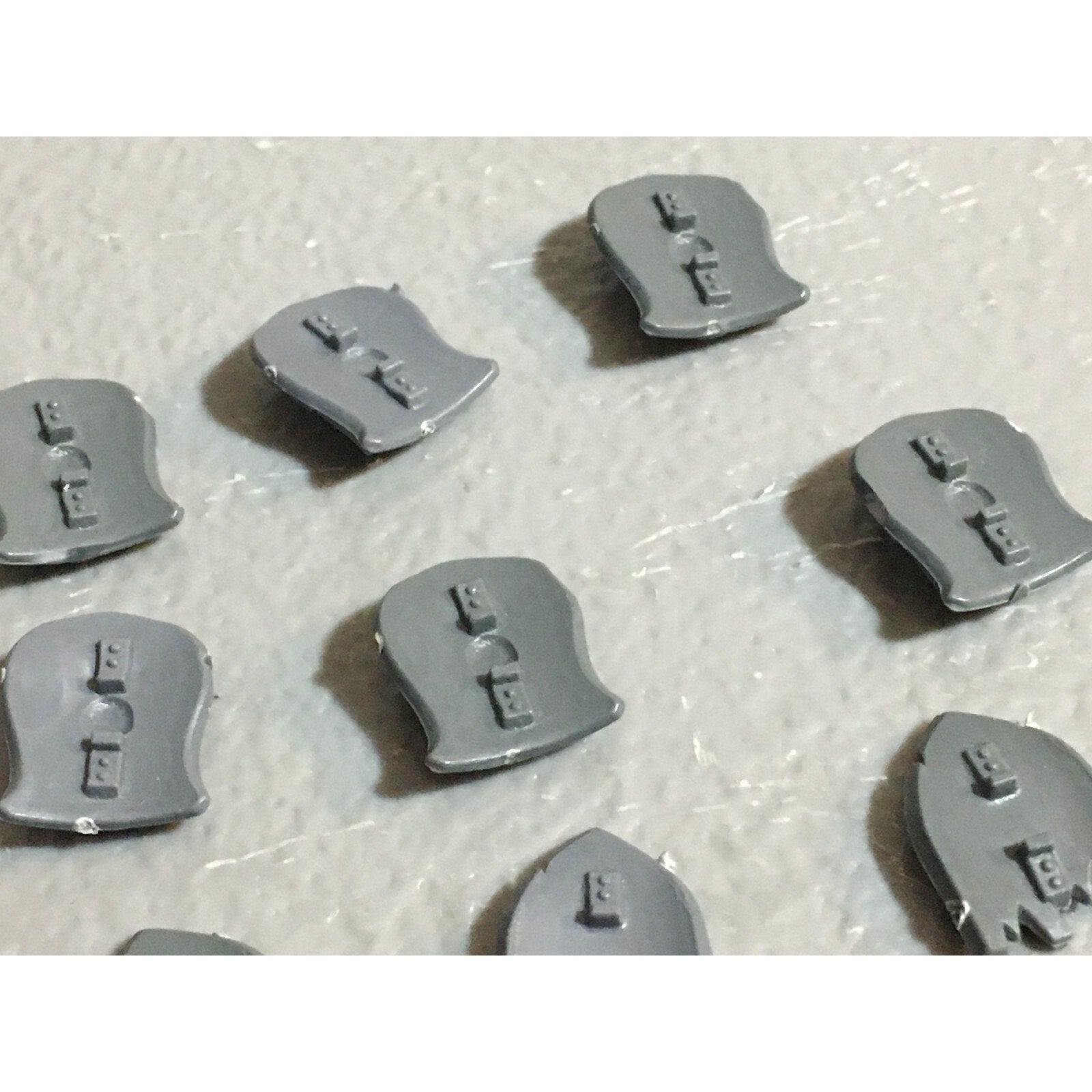 A23407 WARHAMMER FANTASY VAMPIRE COUNTS UNDEAD BITS LOT SHIELDS GAMES WORKSHOP
