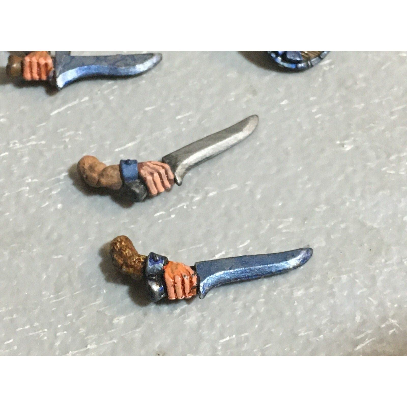 A21061 WARHAMMER FANTASY DWARFS SKULL SLAYER + SKAVEN ARMS SHIELDS BITS LOT GW
