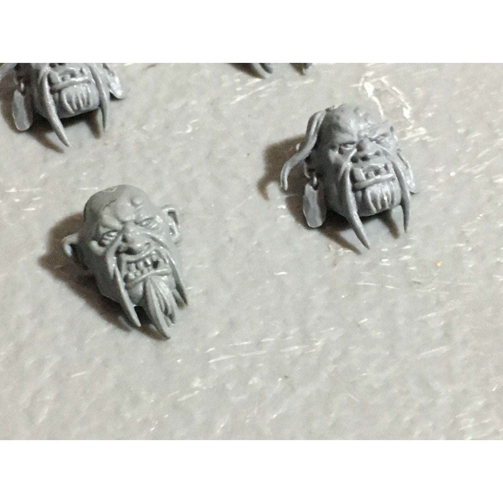 A22578 WARHAMMER FANTASY OGRE KINGDOMS BITS LOT HEADS GAMES WORKSHOP GW