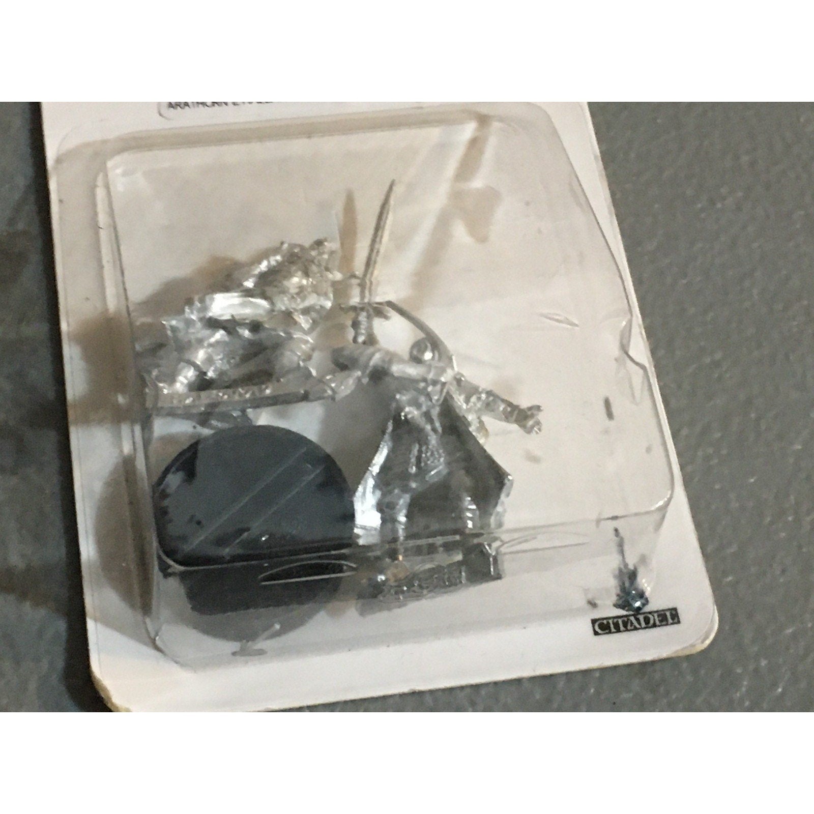 A32649 LOTR LORD OF RINGS GW GAMES WORKSHOP METAL ARATHORN AND HALBARAD NIB NEW