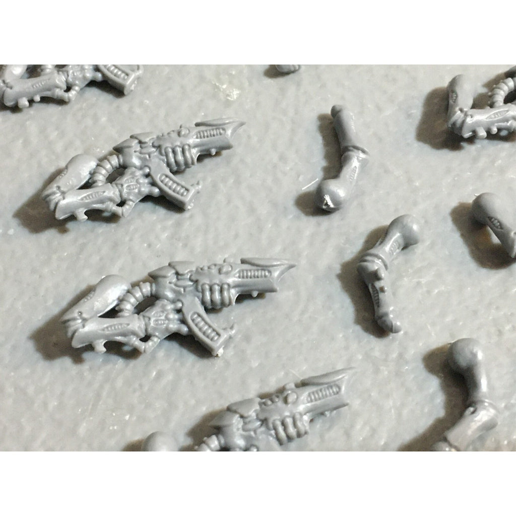 A23049 WARHAMMER 40K TYRANIDS BITS LOT FLESHBORERS TERMAGANTS GAMES WORKSHOP GW