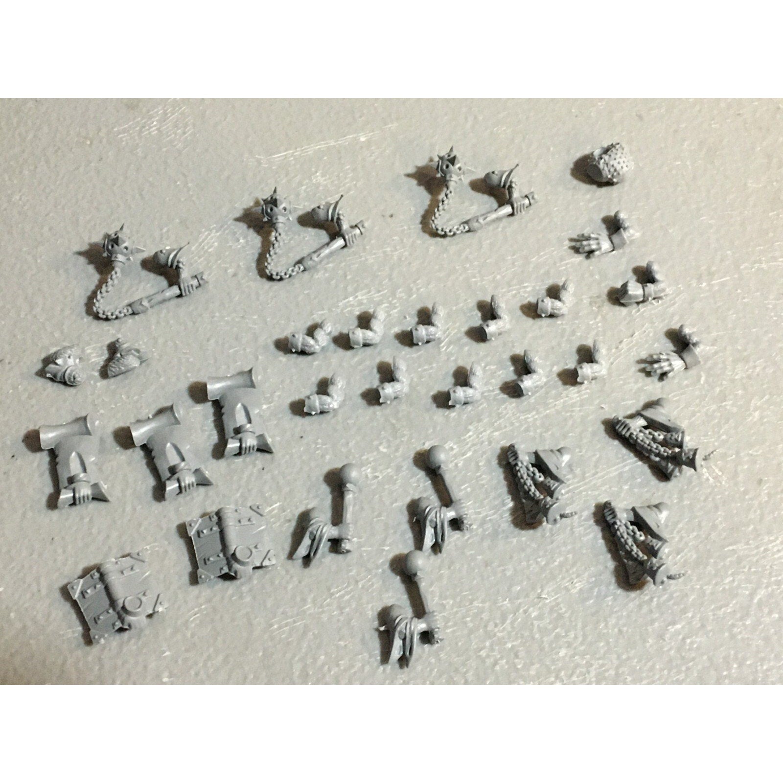 A23449 WARHAMMER FANTASY SKAVEN BITS LOT MIXED CLANRAT PLAGUE MONK RUNNER GW