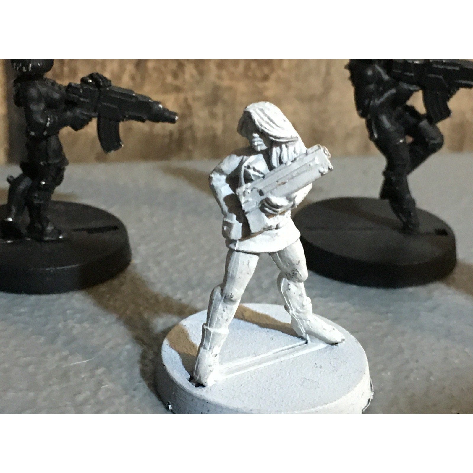 A31543 I-KORE VOID METAL FEMALE MILITIA LOT 4 PK INFANTRY CIVILIANS