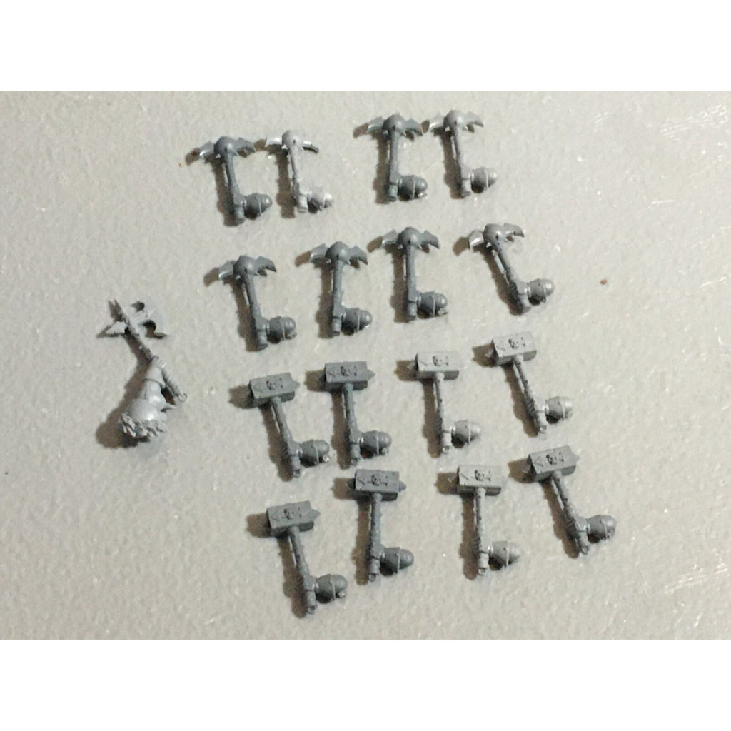 A22215 WARHAMMER FANTASY CHAOS MORTALS BITS LOT HAMMER HANDS GAMES WORKSHOP