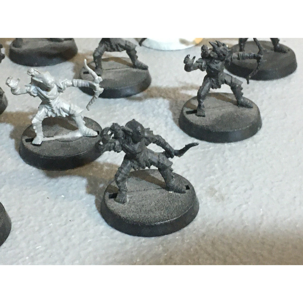 A30305 LOTR LORD OF THE RINGS GW GAMES WORKSHOP MORIA GOBLINS BOWS 12 PK