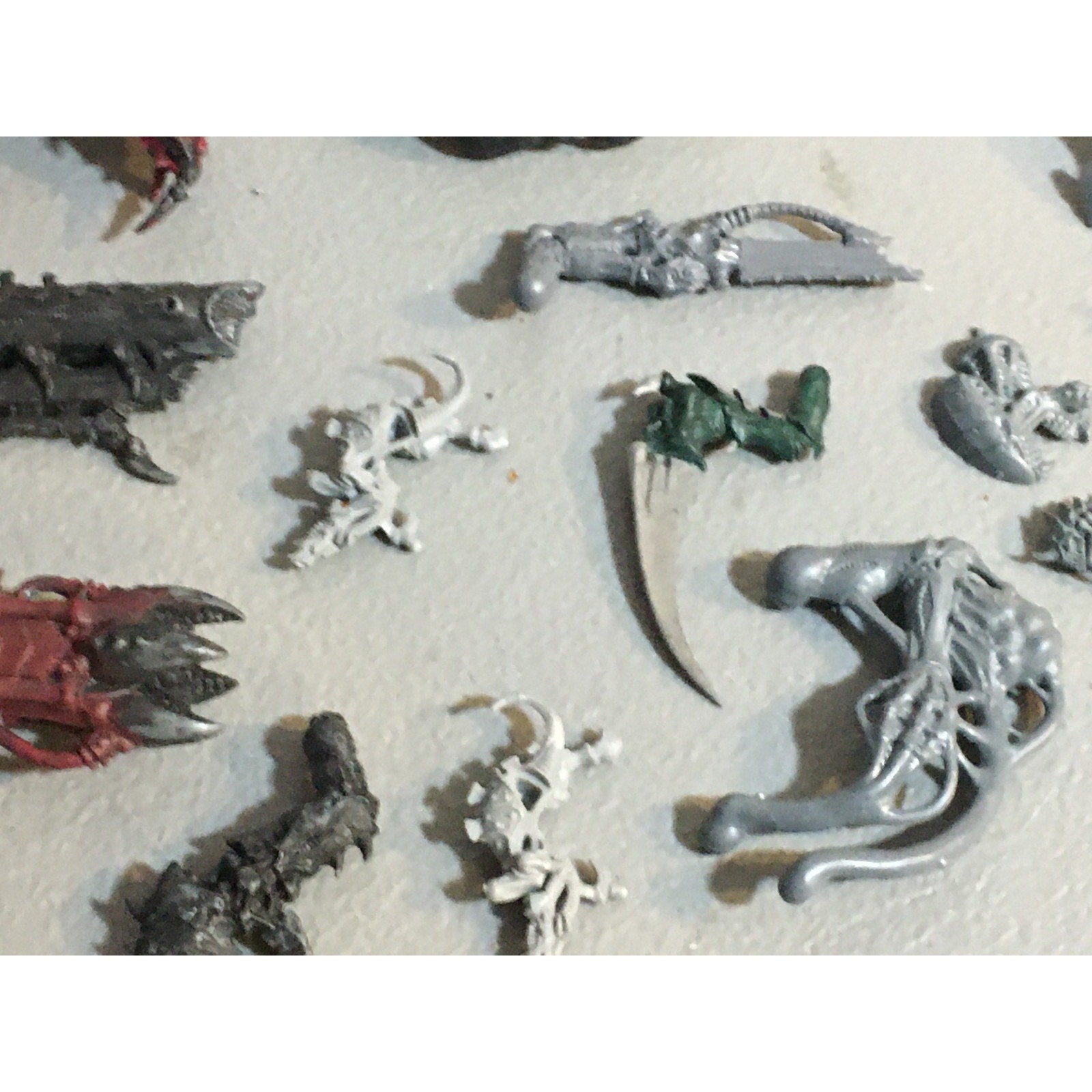 A30755 WARHAMMER 40K TYRANIDS BITS LOT TERVIGON TERMAGANT CARNIFEX GW