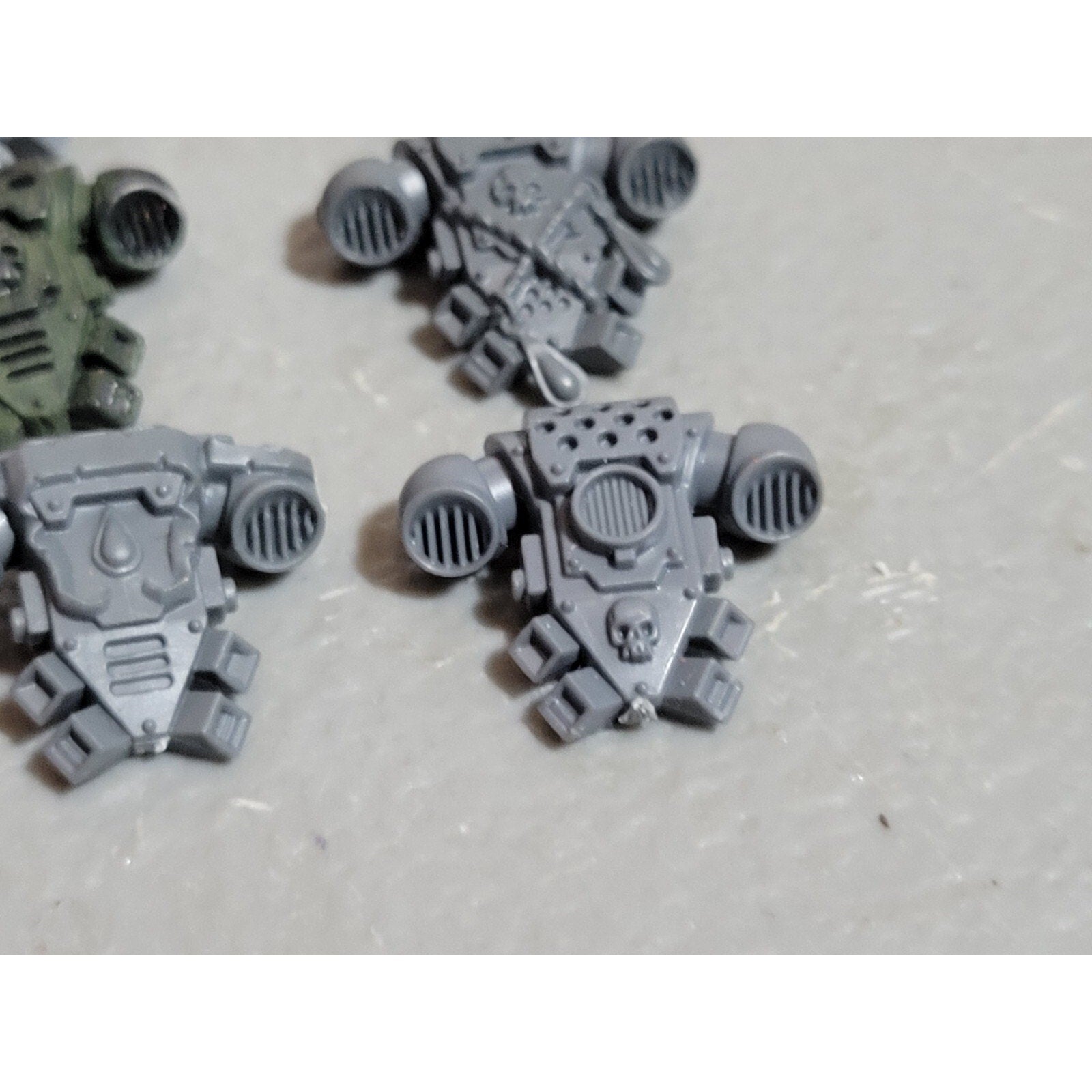 A19068 WARHAMMER 40K SPACE MARINES BLOOD ANGELS BACKPACK 11 PK BITS LOT