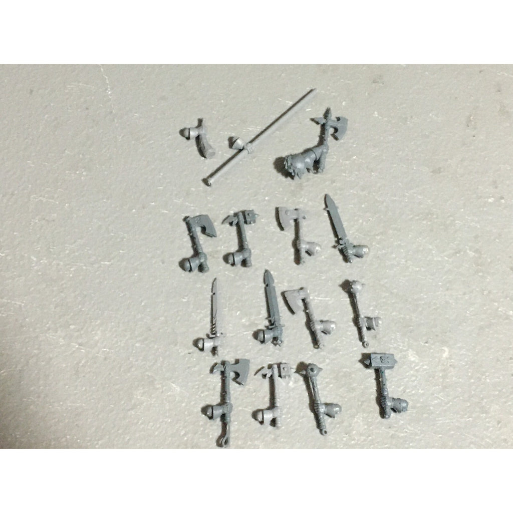 A22719 WARHAMMER FANTASY CHAOS MORTALS WARRIORS BITS LOT HANDS GW