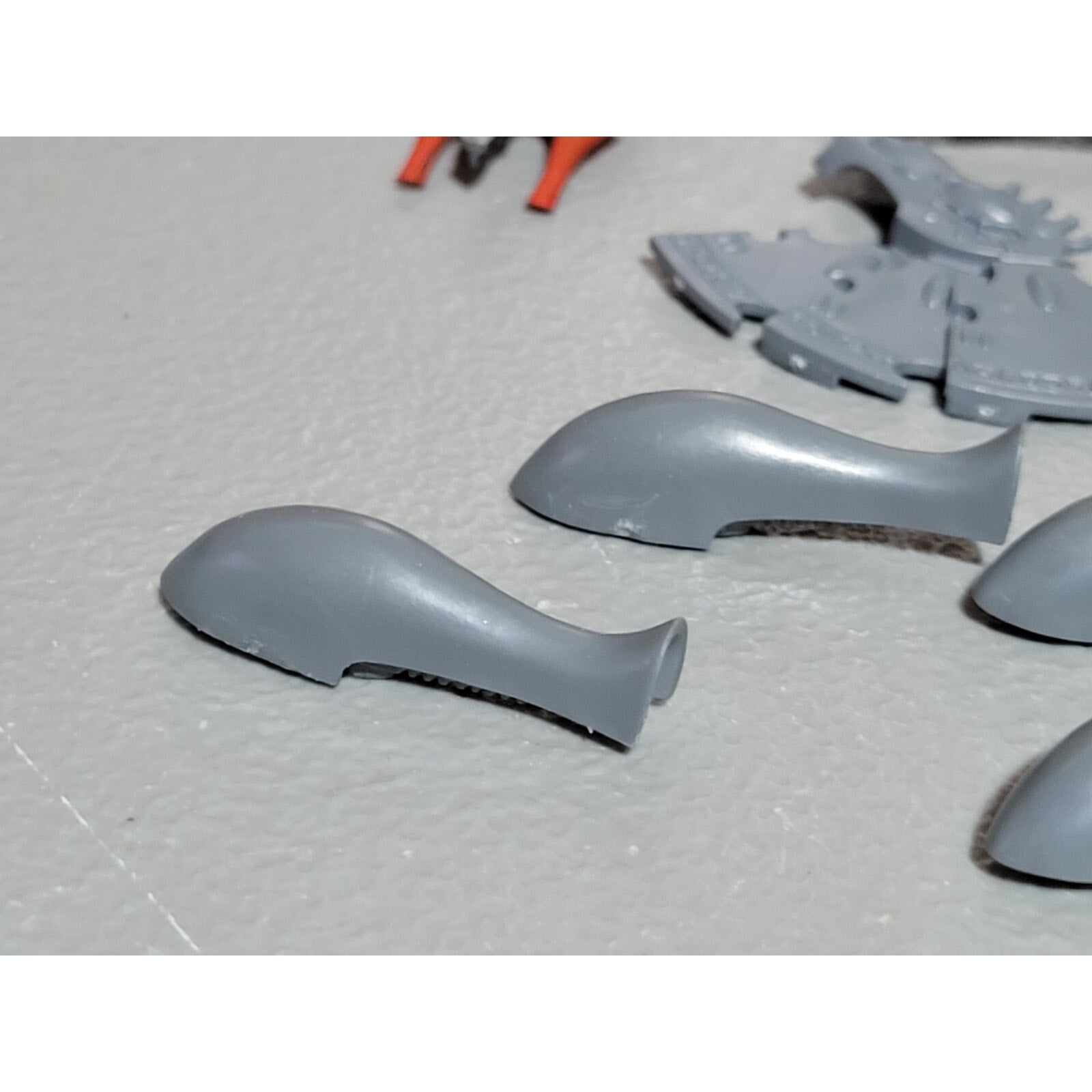 A18536 WARHAMMER 40K ELDAR CRAFTWORLDS BITS & INCOMPLETE LOT