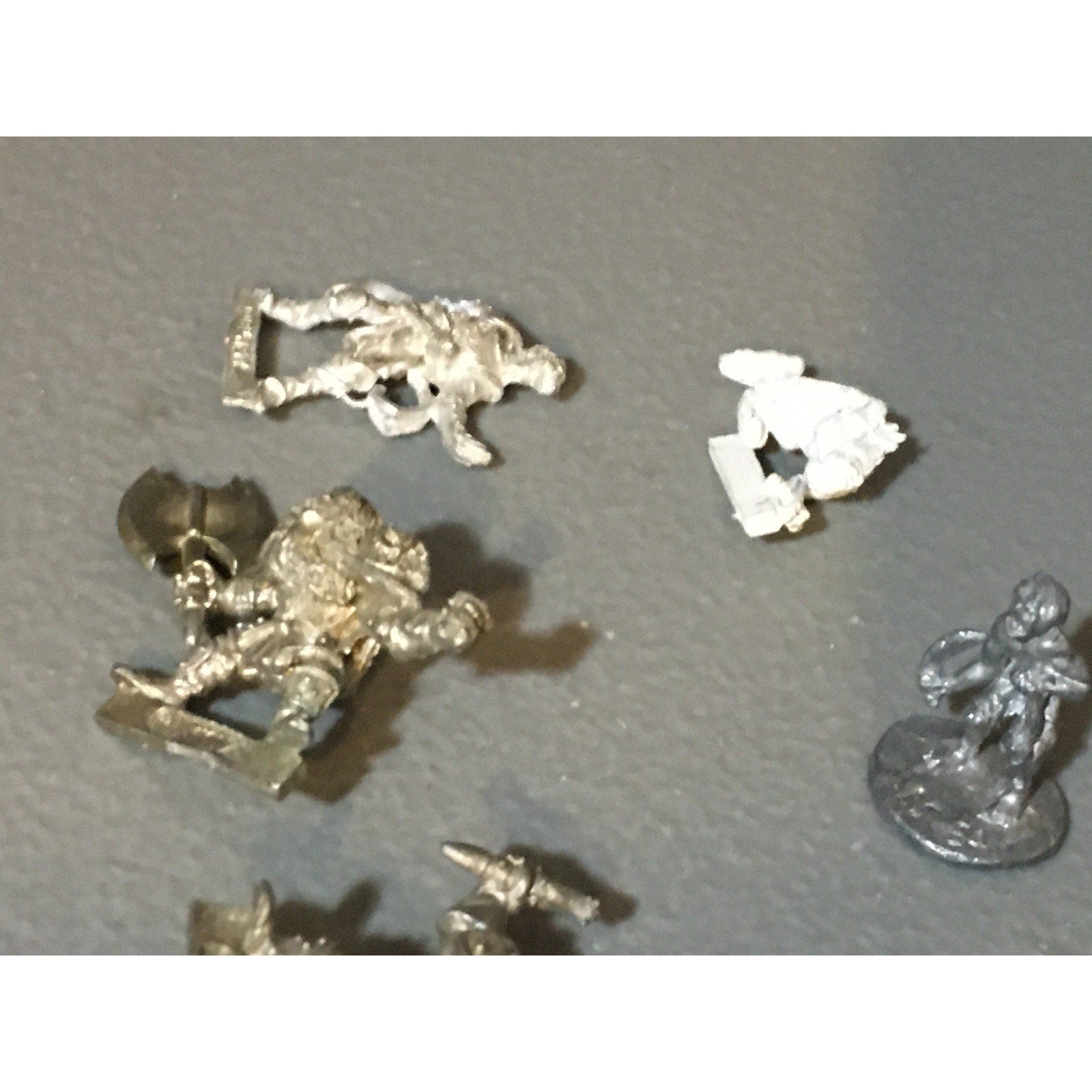 A34032 UNKNOWN METAL MINIATURES FANTASY MIXED LOT CREATURE HUMAN WARRIOR