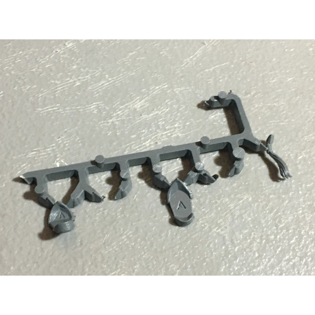 A22072 WARHAMMER FANTASY OGRE KINGDOMS BITS LOT ON SPRUE GAMES WORKSHOP GW