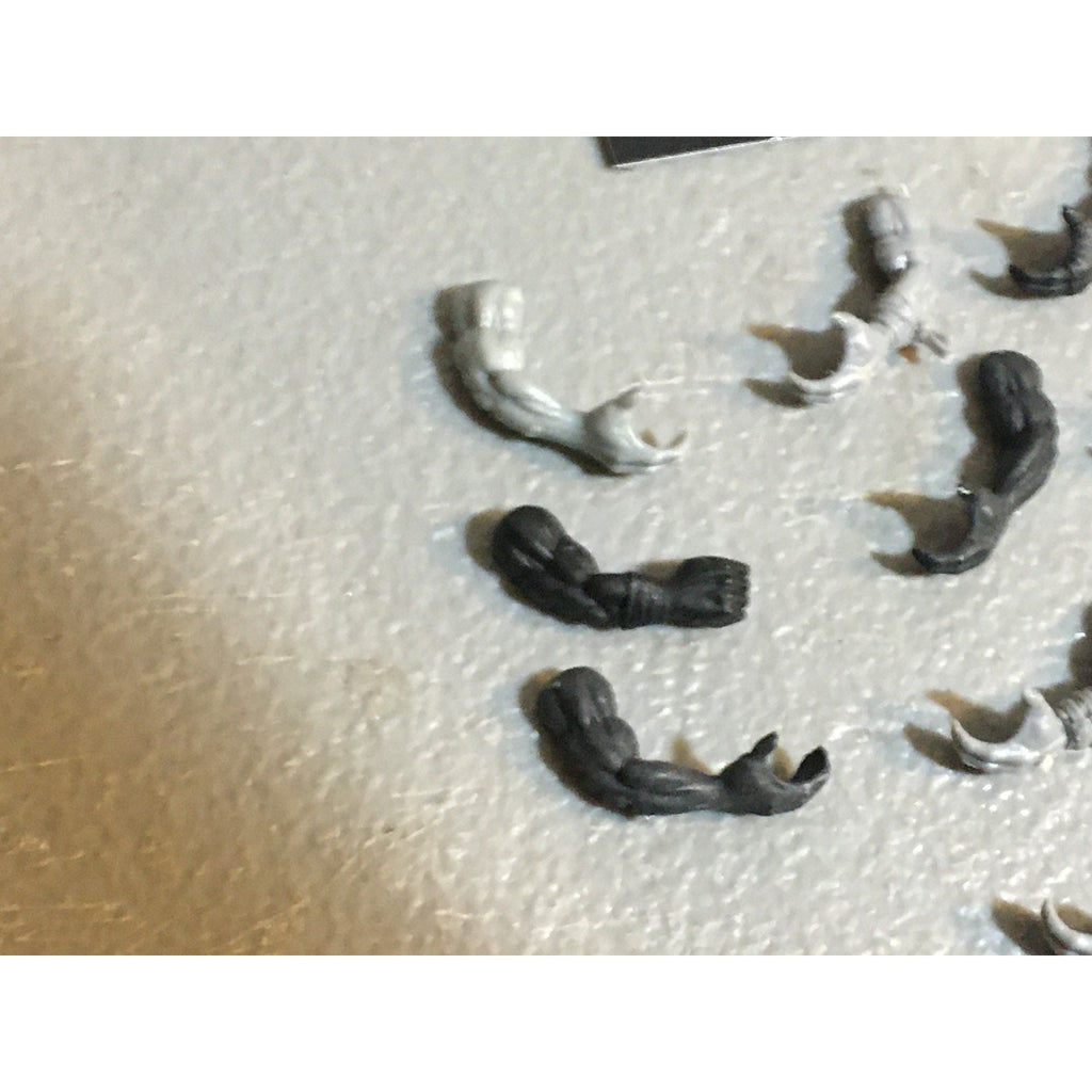 A33573 WARHAMMER 40K SPACE ORKS BITS LOT ARMS GW GAMES WORKSHOP