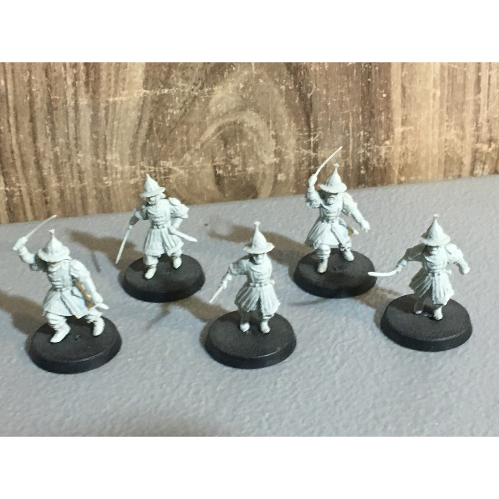 A30401 LOTR LORD RINGS GAMES WORKSHOP LAKE-TOWN GUARD 5 PK MISS 1 ARM FINECAST