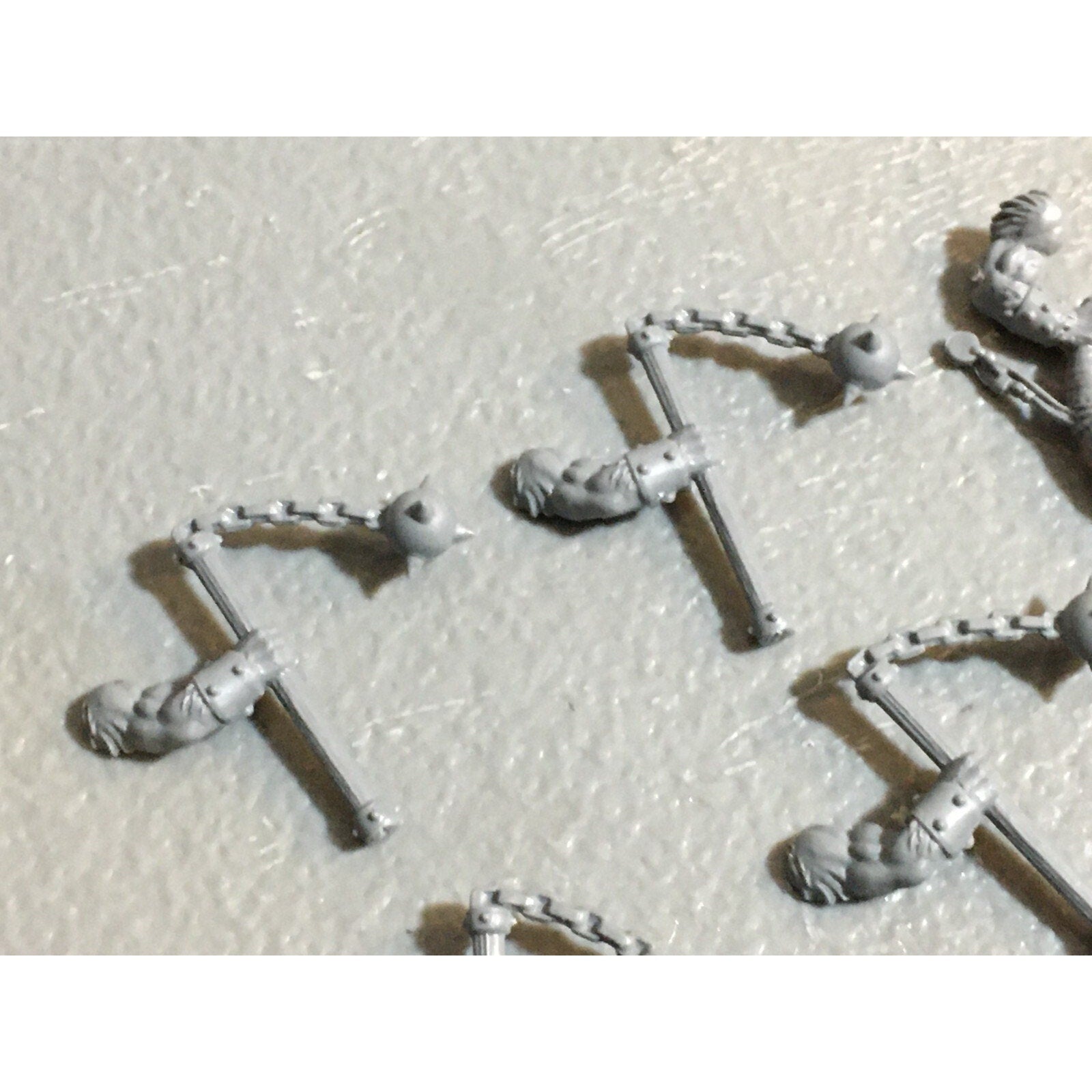 A23130 WARHAMMER FANTASY CHAOS BEASTMEN BITS LOT GORS BANNERS ARMS GW