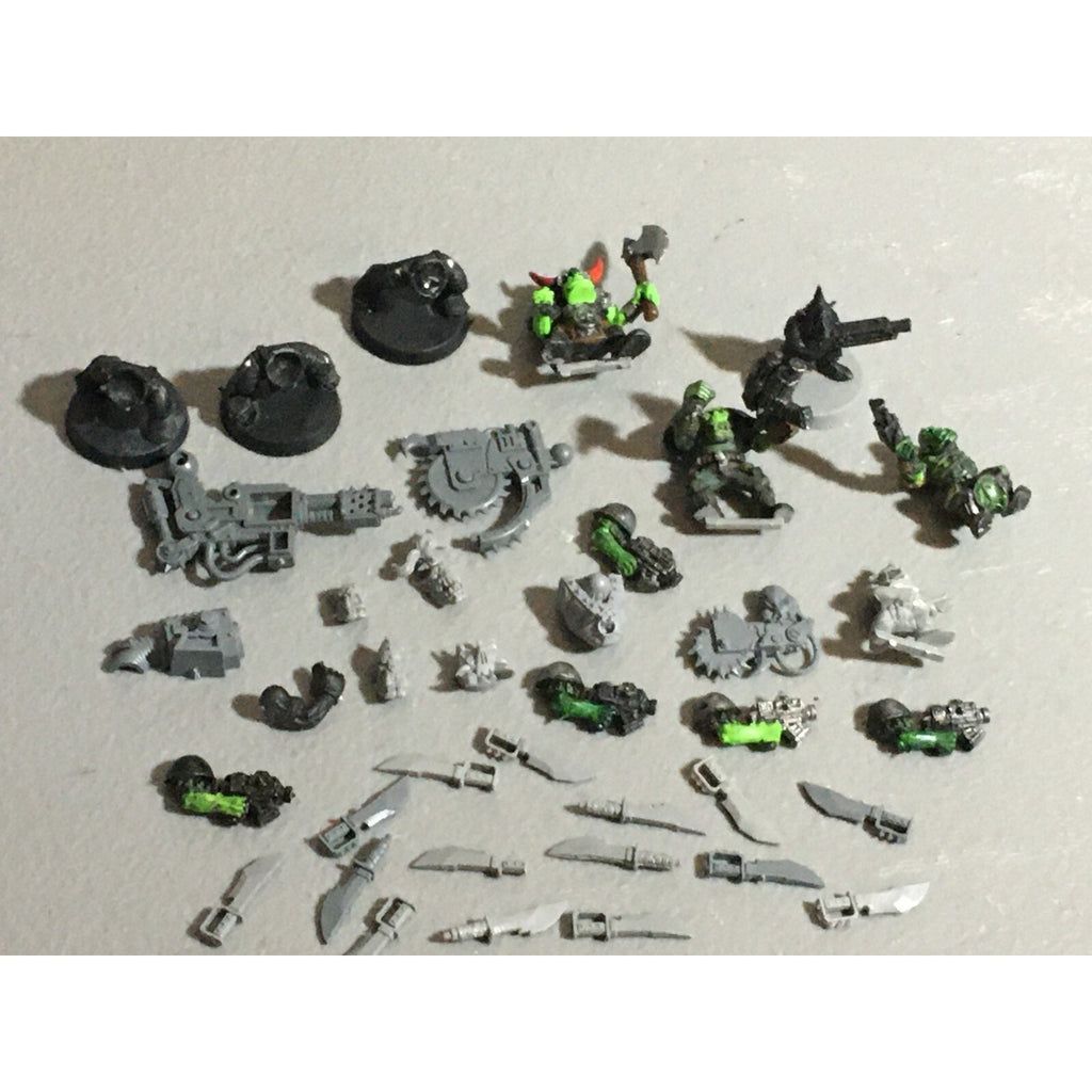 A22084 WARHAMMER 40K ORKS INCOMPLETE & BITS LOT GAMES WORKSHOP GW
