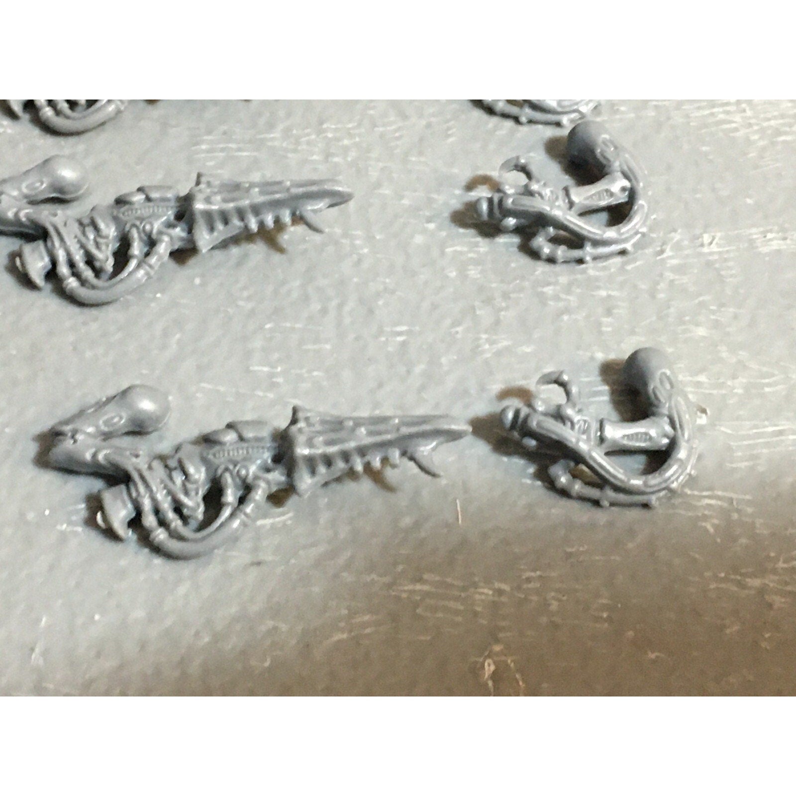 A23051 WARHAMMER 40K TYRANIDS BITS LOT DEVOURERS TERMAGANTS GAMES WORKSHOP GW