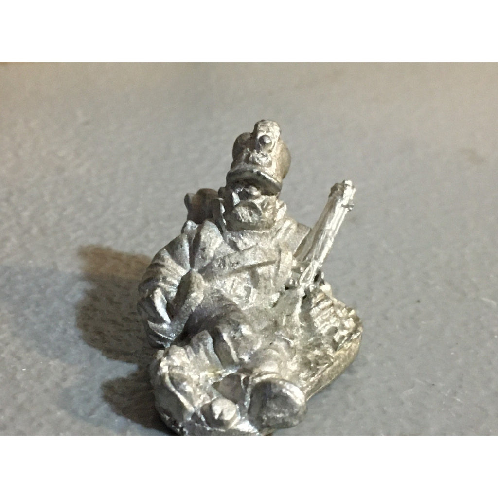 A30056 UNKNOWN METAL TABLE TOP HISTORY FALLEN SOLDIER WAR GAMES METAL