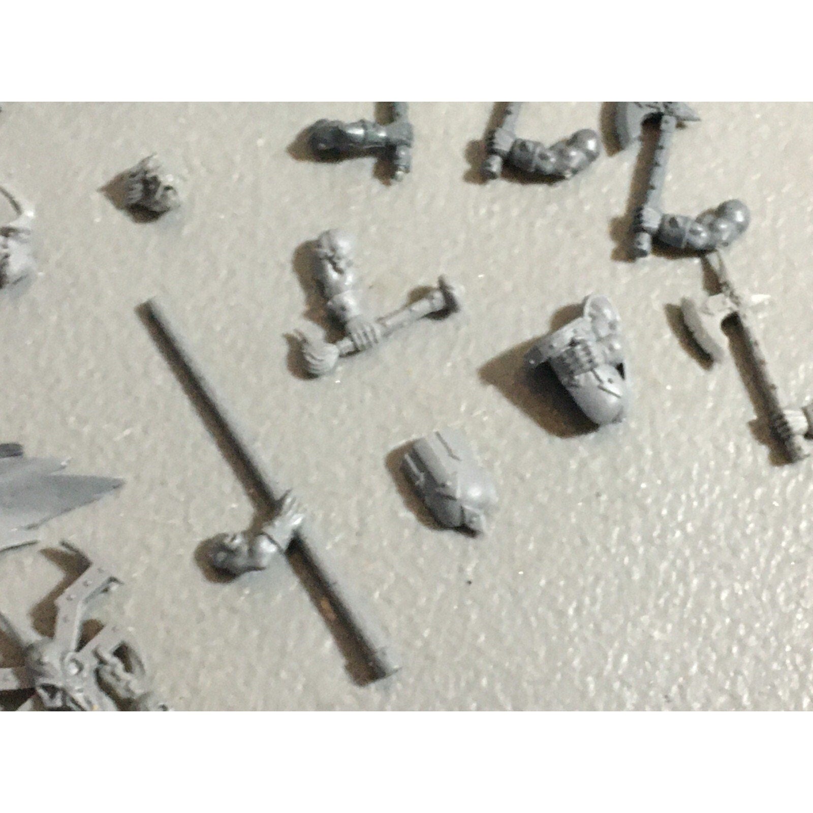 A22177 WARHAMMER FANTASY CHAOS MORTALS BITS LOT MIXED MARAUDER COMMAND & ARMS GW