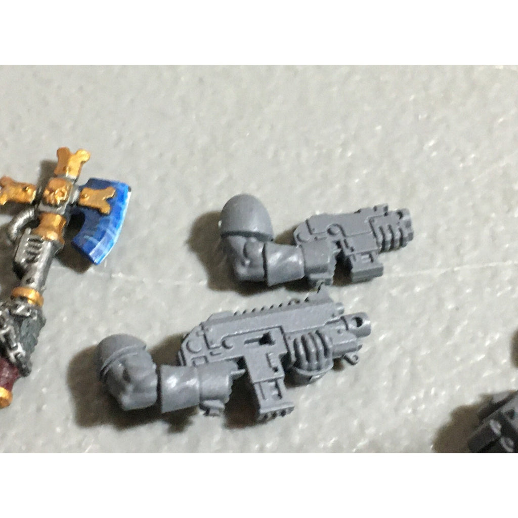A22271 WARHAMMER 40K SPACE MARINES BLACK TEMPLARS BITS LOT POWER FIST BOLT GW