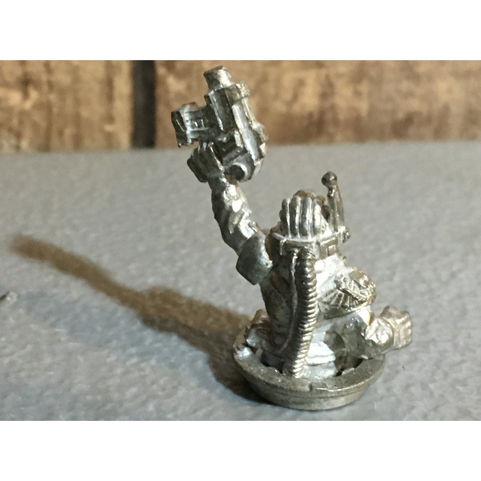 A30897 WARHAMMER 40K IMPERIAL GUARD METAL CLASSIC CHIMERA TANK COMMANDER GW